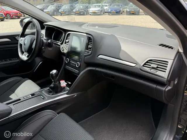 Renault Megane view 13