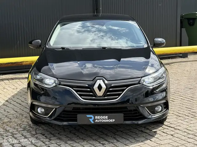 Renault Megane view 5