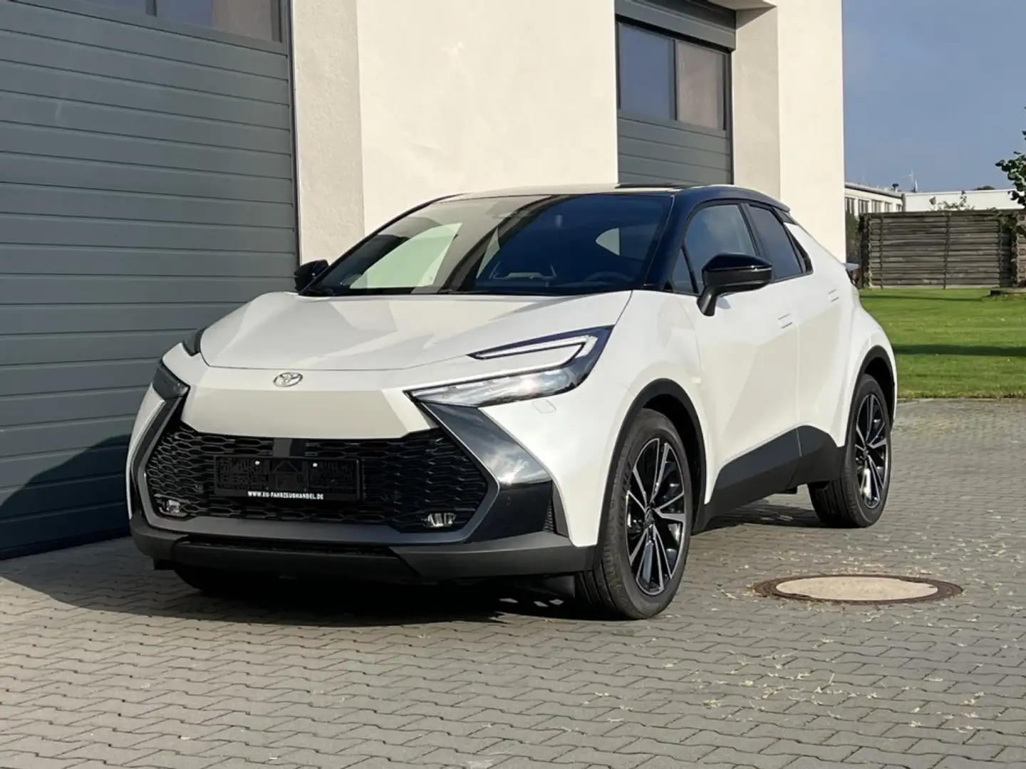 Toyota C-HR Comfort 1,8 Hybrid 103KW MJ26 - 1