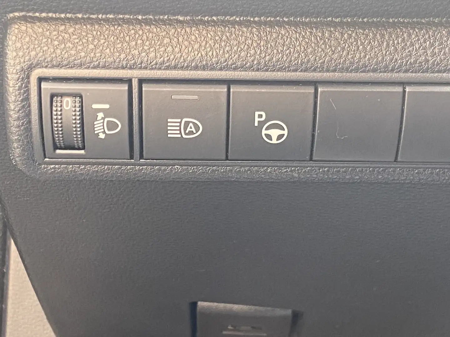 Toyota Corolla 1.8 Hybrid Active Blauw - 2