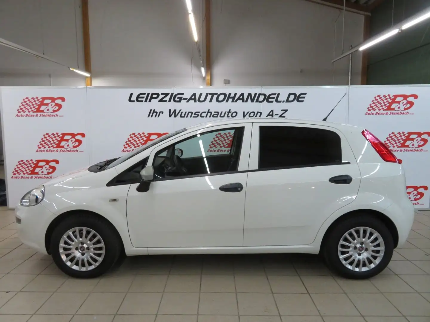 Fiat Punto 1,2 MYSTYLE*KLIMA*NSW*ZV mit FB* Blanc - 2