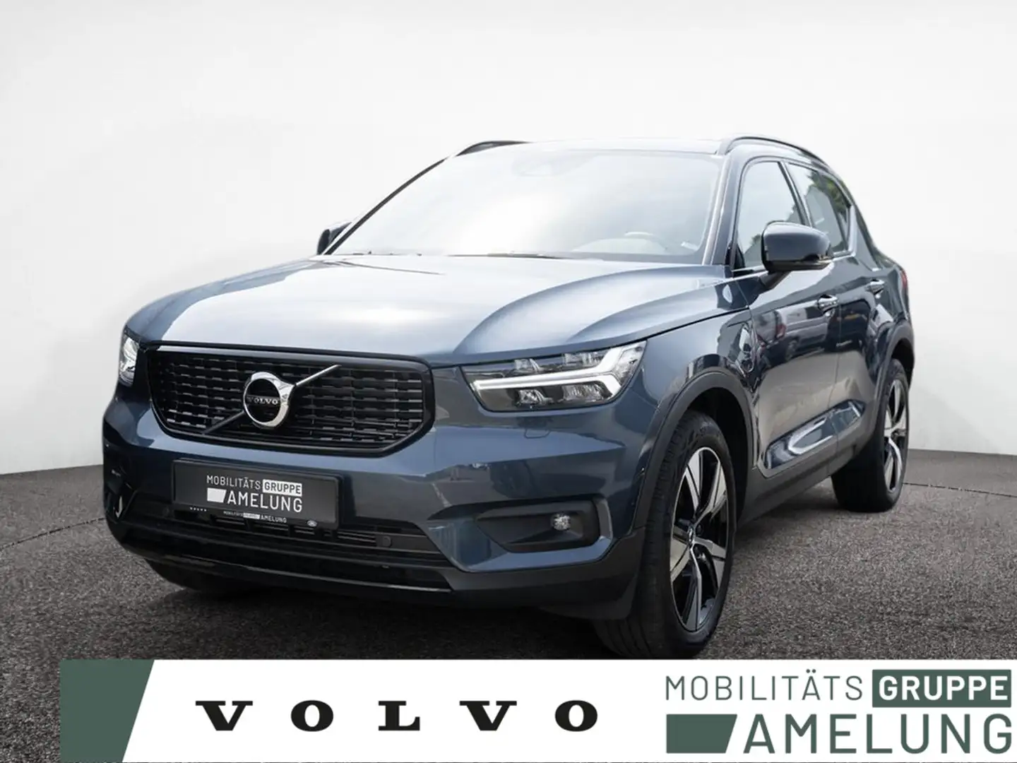 Volvo XC40 T5 Recharge R-Design H/K AHK STANDHZ LED Blau - 1
