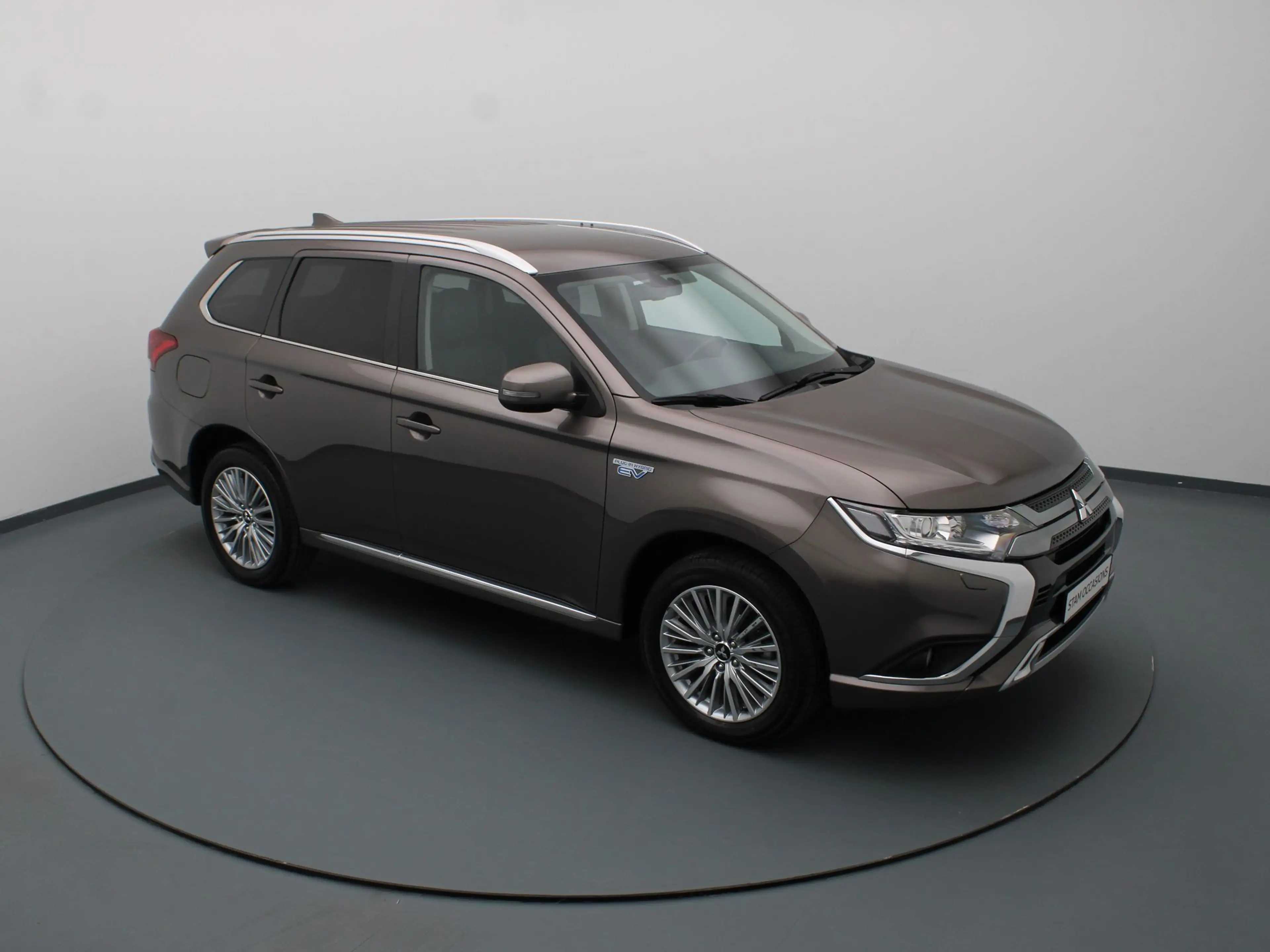 Mitsubishi Outlander 225pk PHEV Intense Camera | Navig | Cruise Contol — photo 11