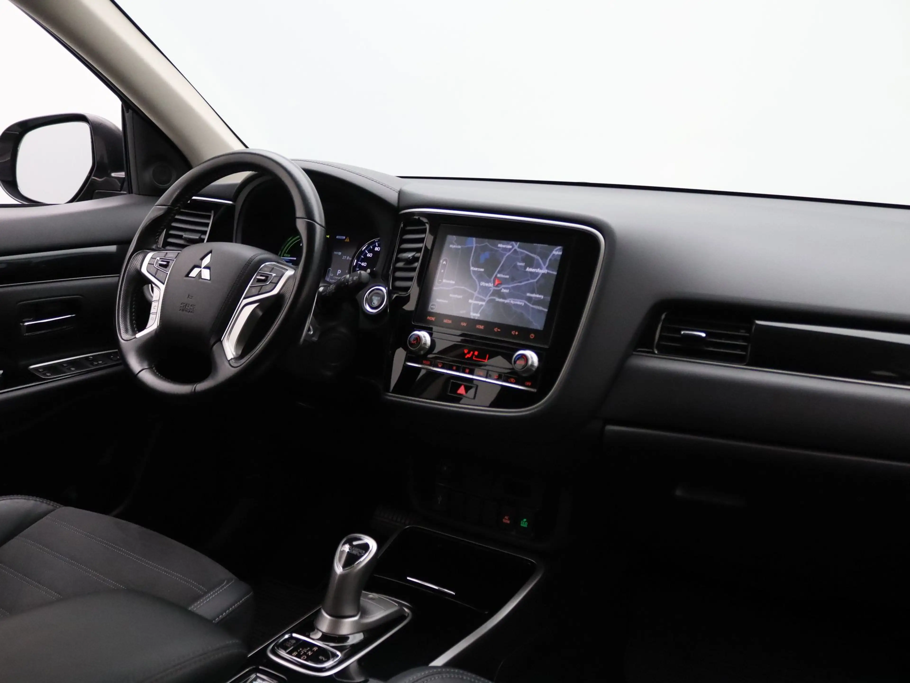 Mitsubishi Outlander 225pk PHEV Intense Camera | Navig | Cruise Contol — photo 31
