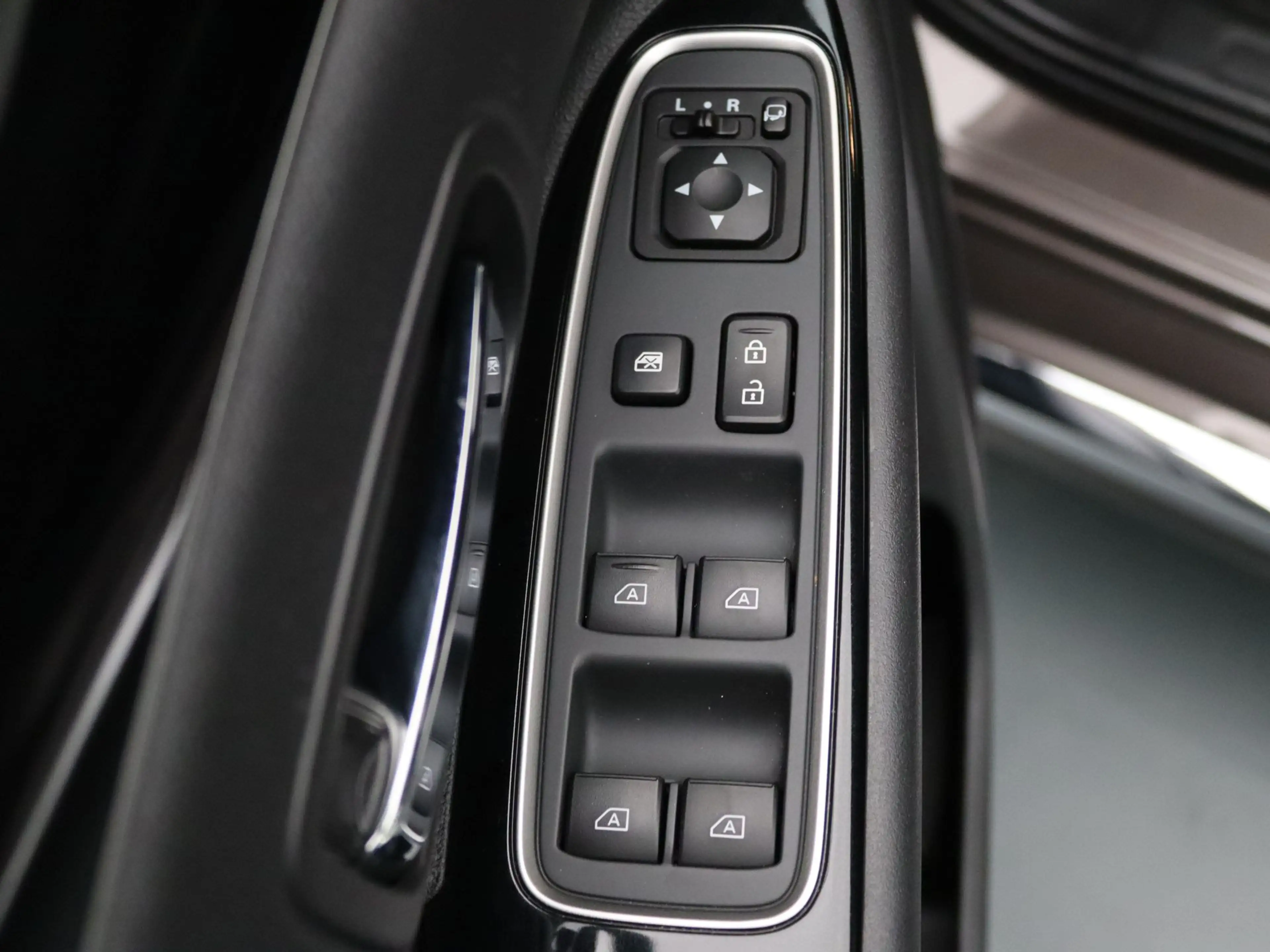 Mitsubishi Outlander 225pk PHEV Intense Camera | Navig | Cruise Contol — photo 27