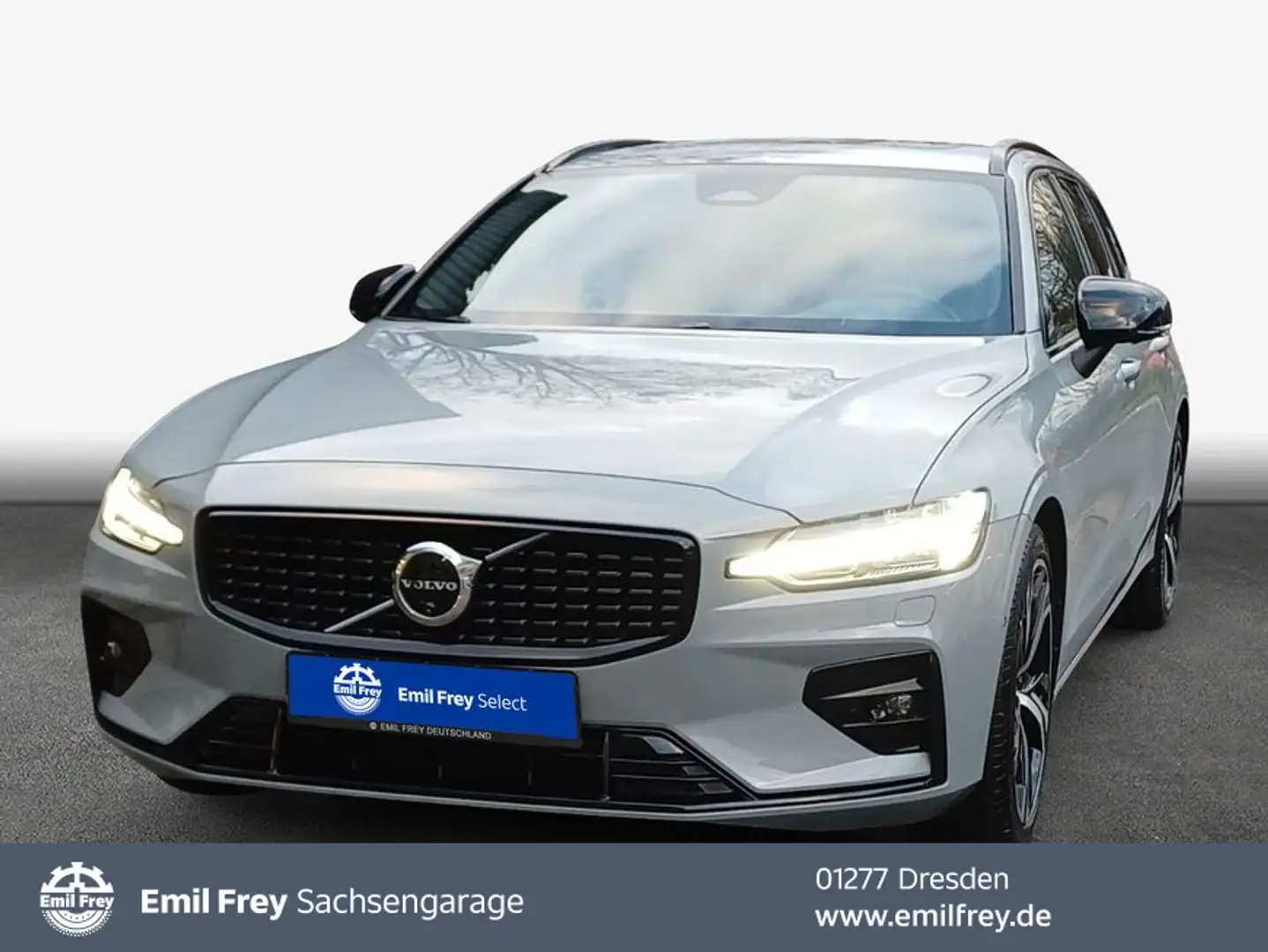 Volvo V60 B4 B DKG Plus Dark Pano*360°View Grau - 1