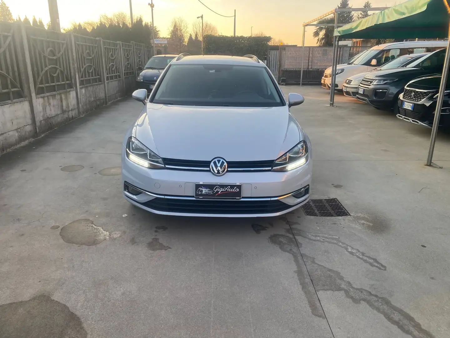Volkswagen Golf Variant 1.6 tdi Executive 115cv dsg Grigio - 2