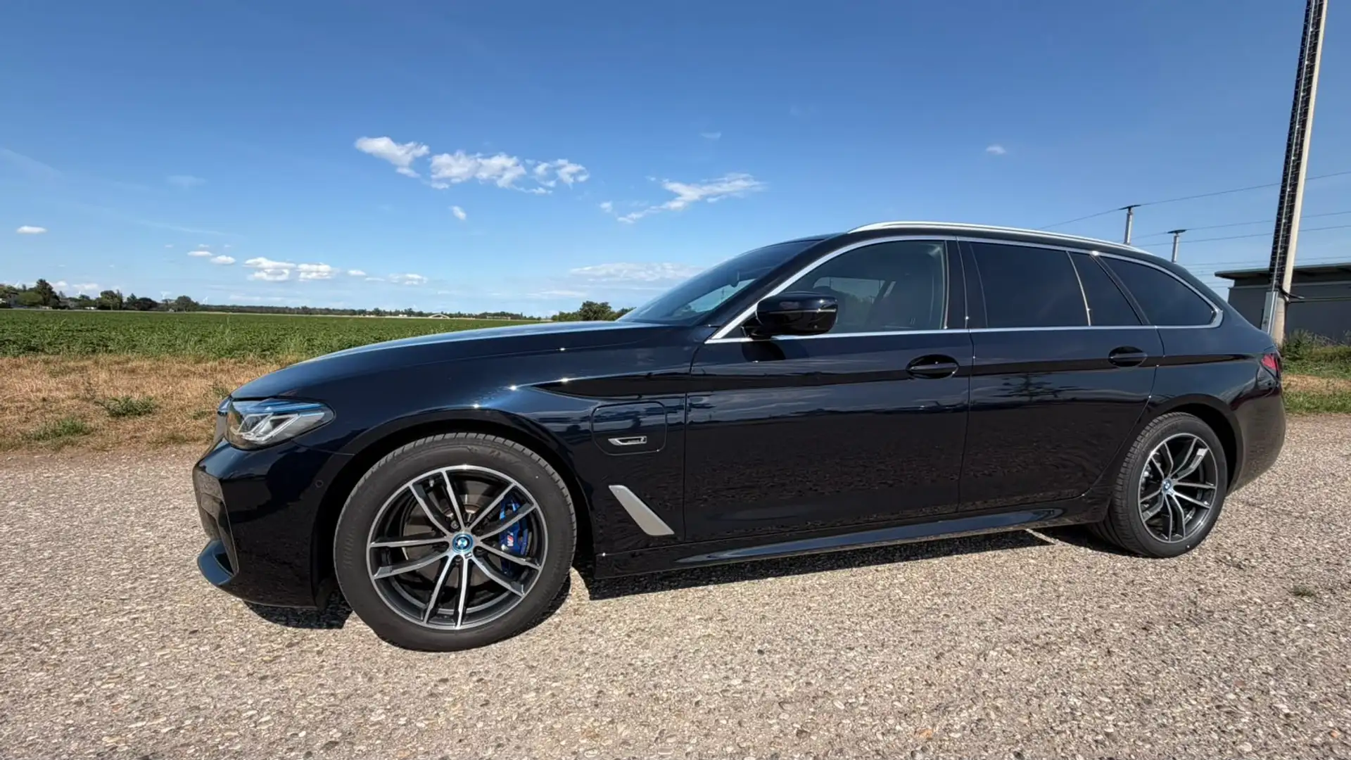 BMW 530 530e xdrive Tour./HUD/Laser/M-Paket/Pano - 1