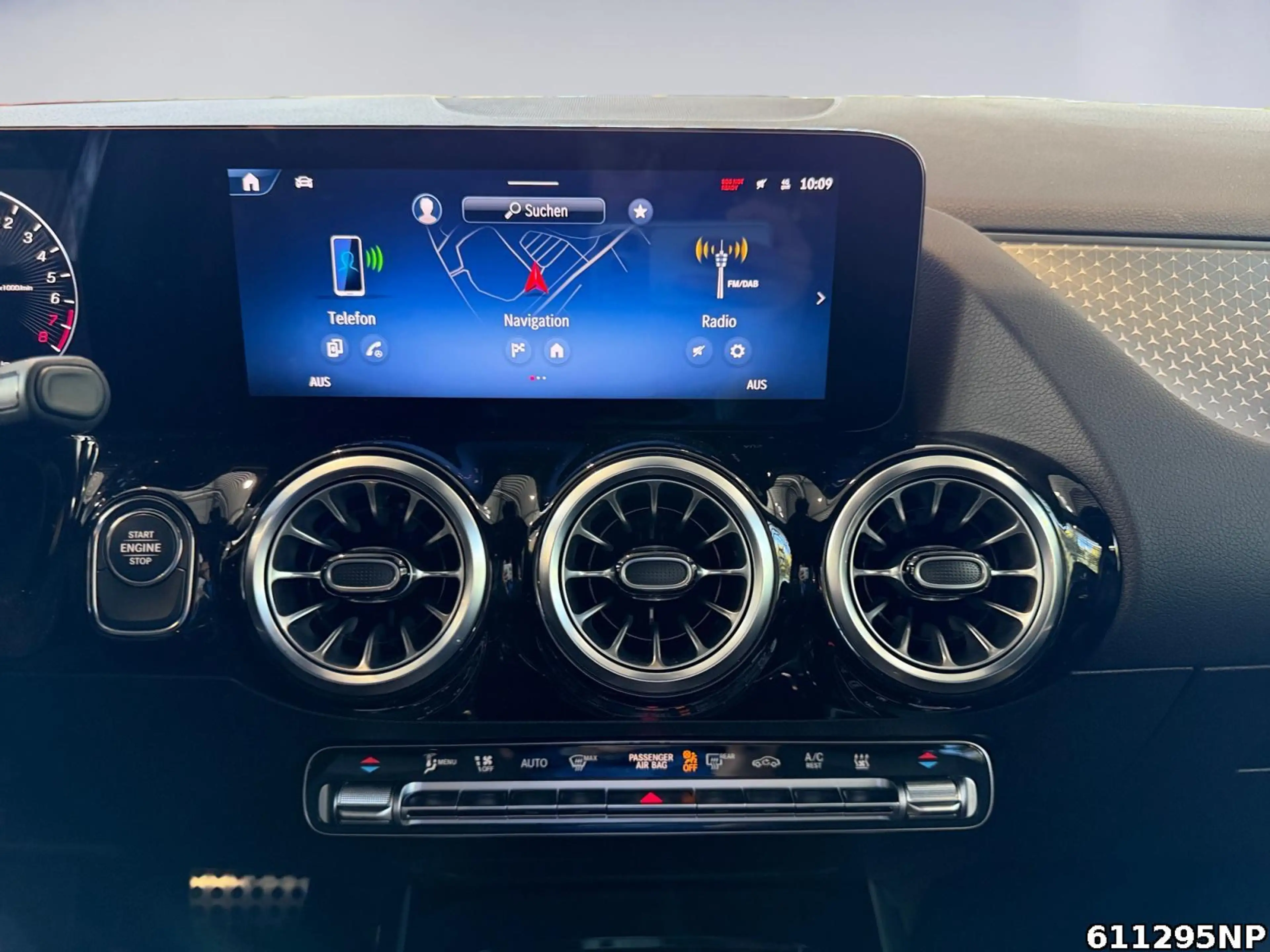 Mercedes-Benz GLA 250 e AMG Pano NightKeyless 360° Lenkradhzg — photo 10
