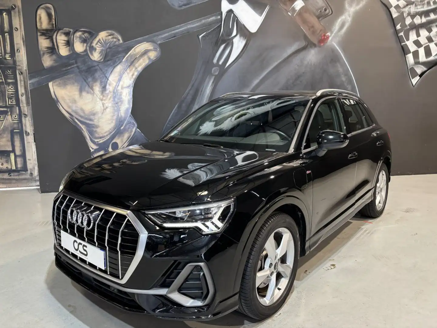 Audi Q3 45 TFSI E 245 S TRONIC S LINE Schwarz - 2