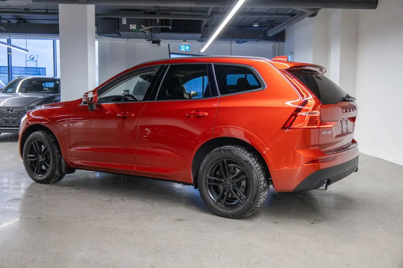 Volvo XC60 снимка Volvo XC60