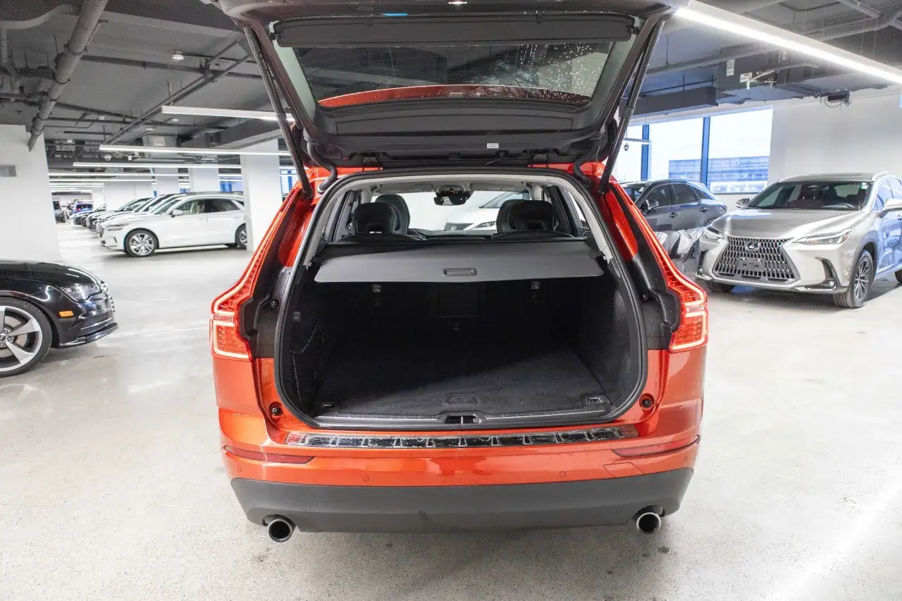 Volvo XC60 снимка Volvo XC60