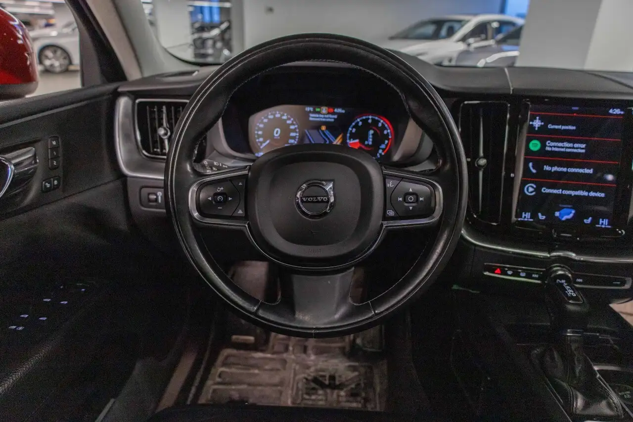 Volvo XC60 снимка Volvo XC60