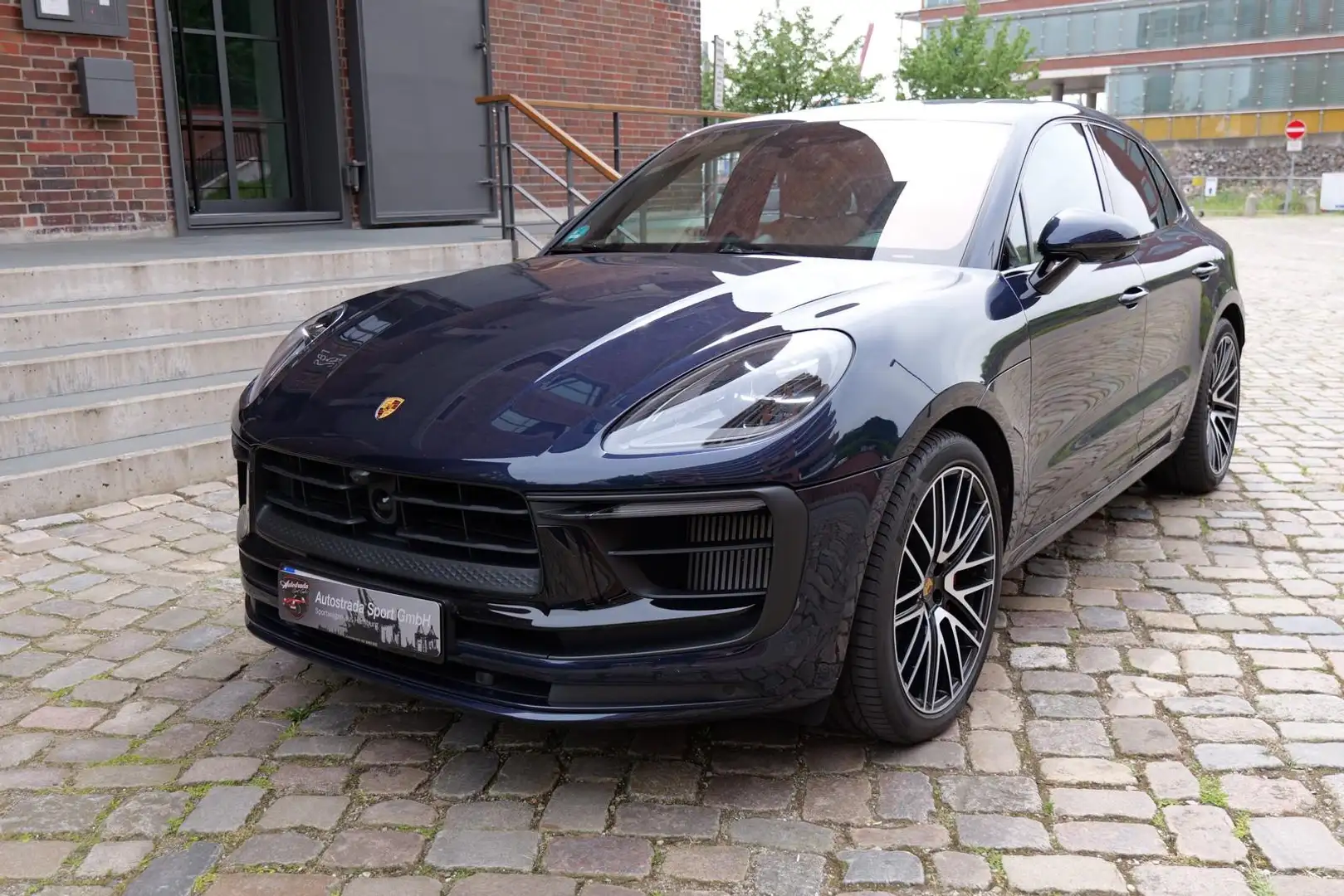 Porsche Macan GTS Surround View Standheizung Blau - 1