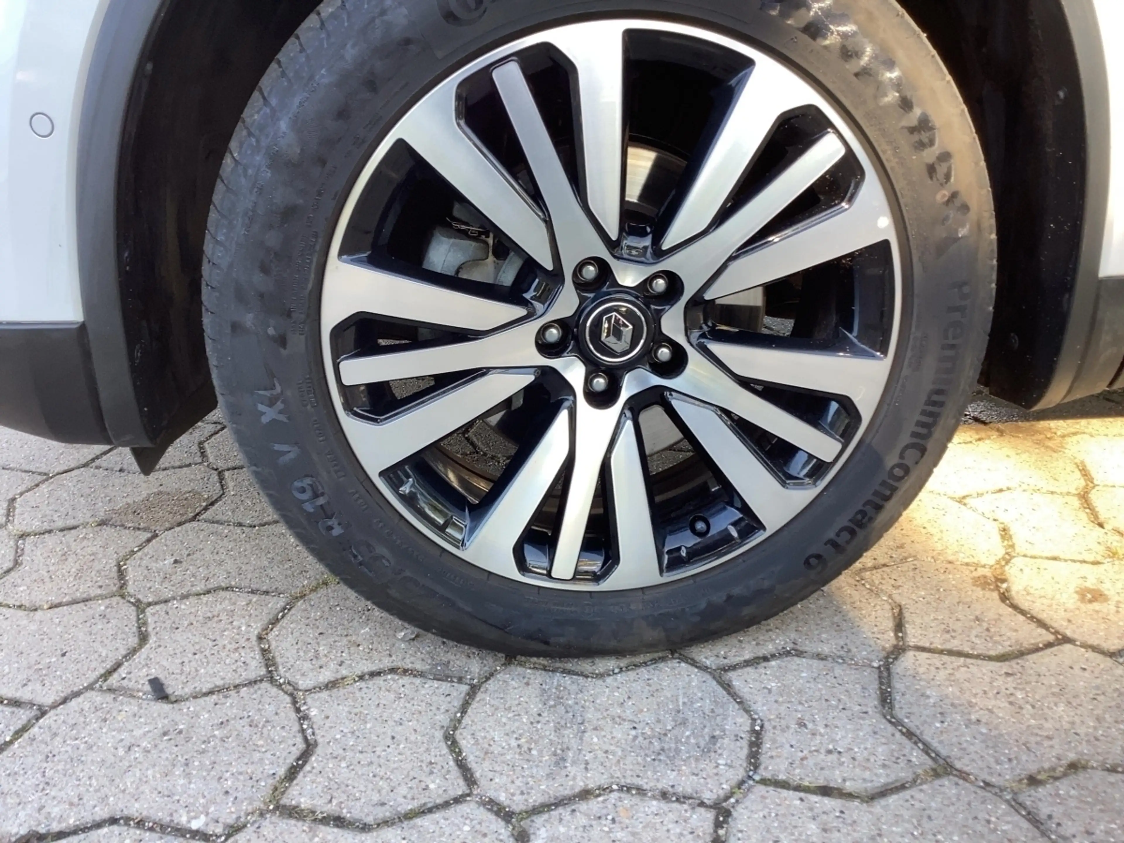 Renault Koleos II 2.0BLUEdCi185 Initiale Paris 4WD — photo 7