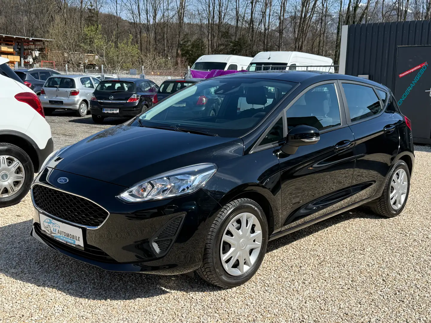 Ford Fiesta Trend 1.1 L Schwarz - 2
