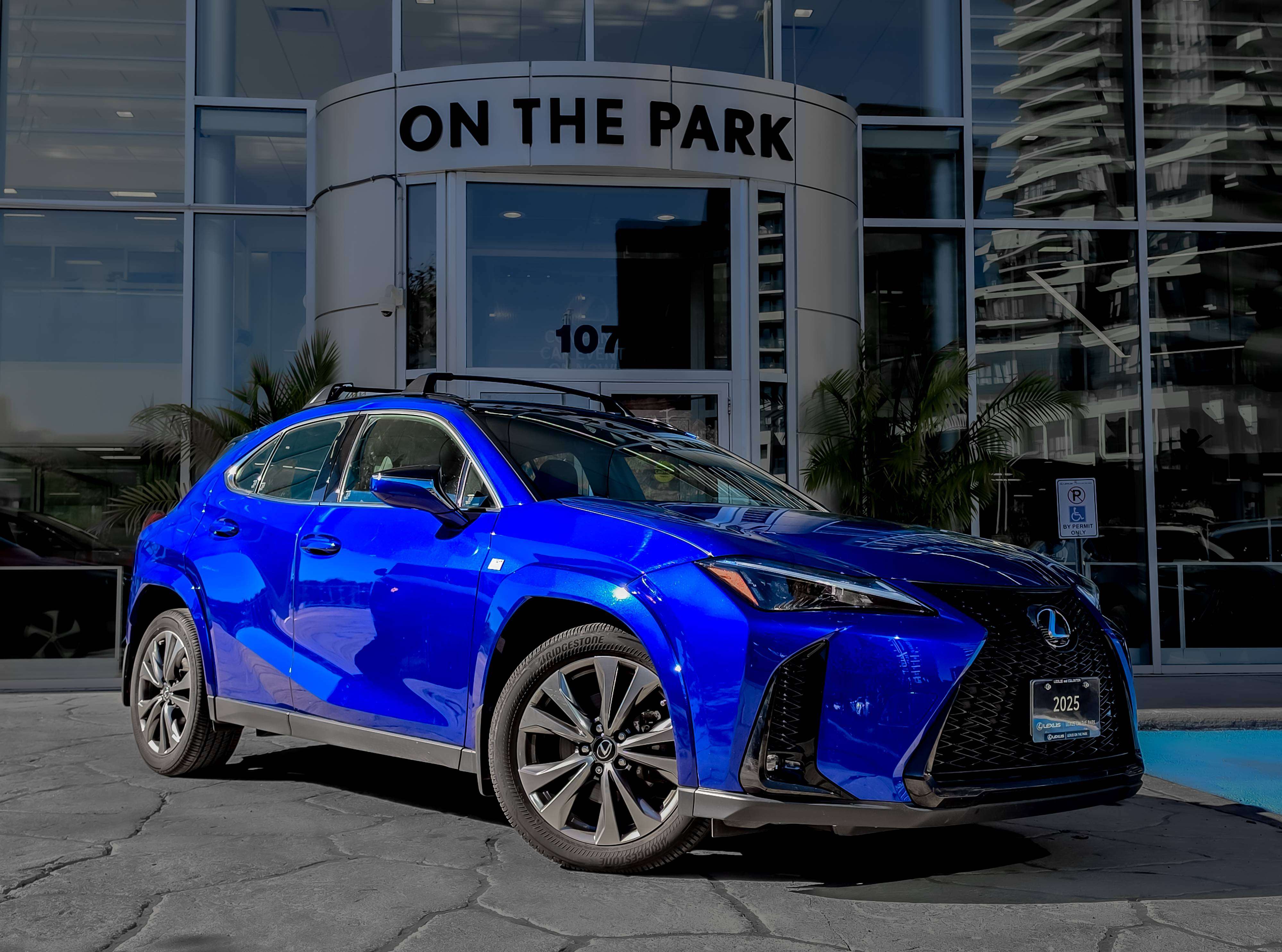 2025 Lexus UX