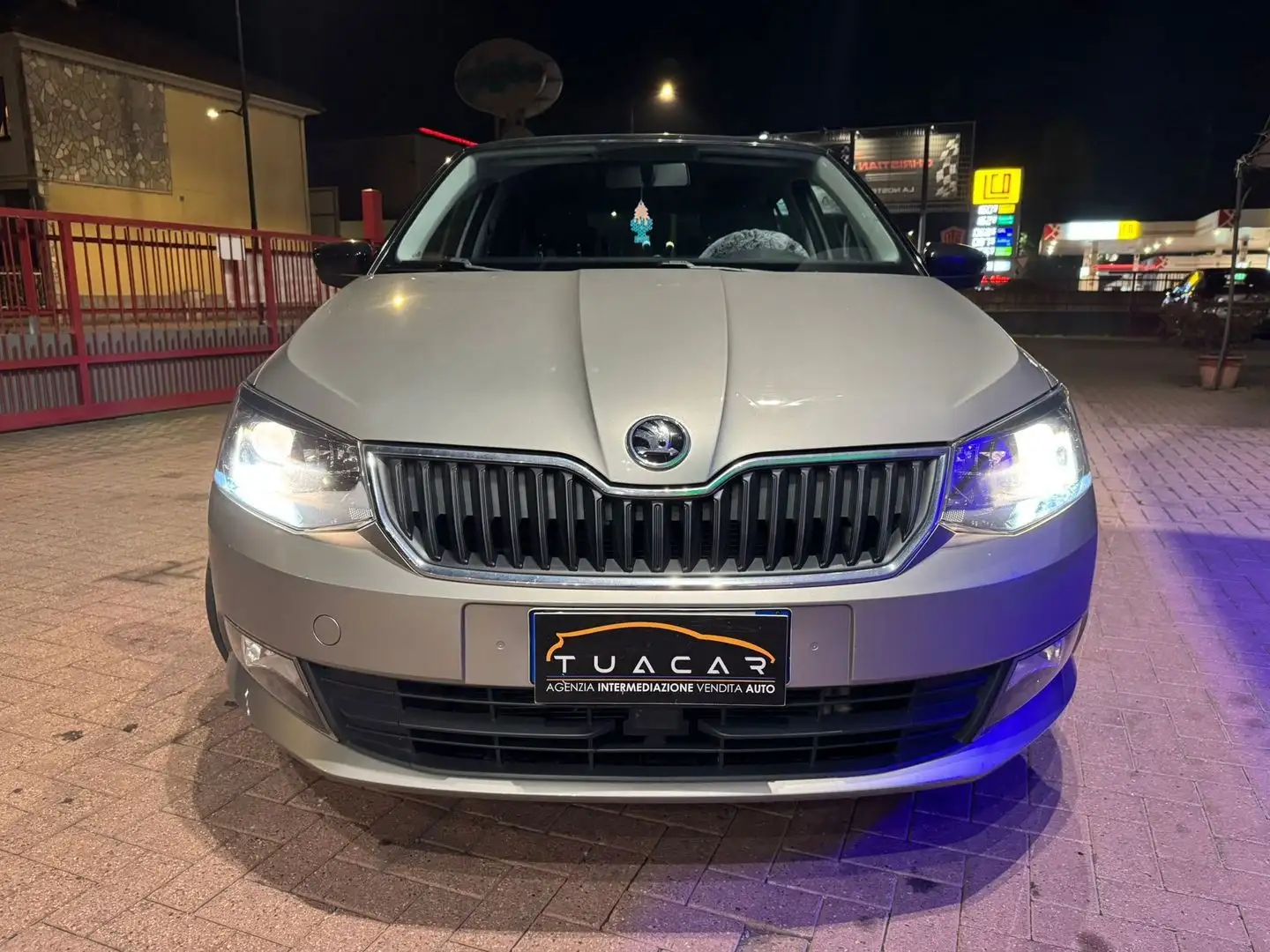 Skoda Fabia Ambition 1.0 MPI Grau - 2
