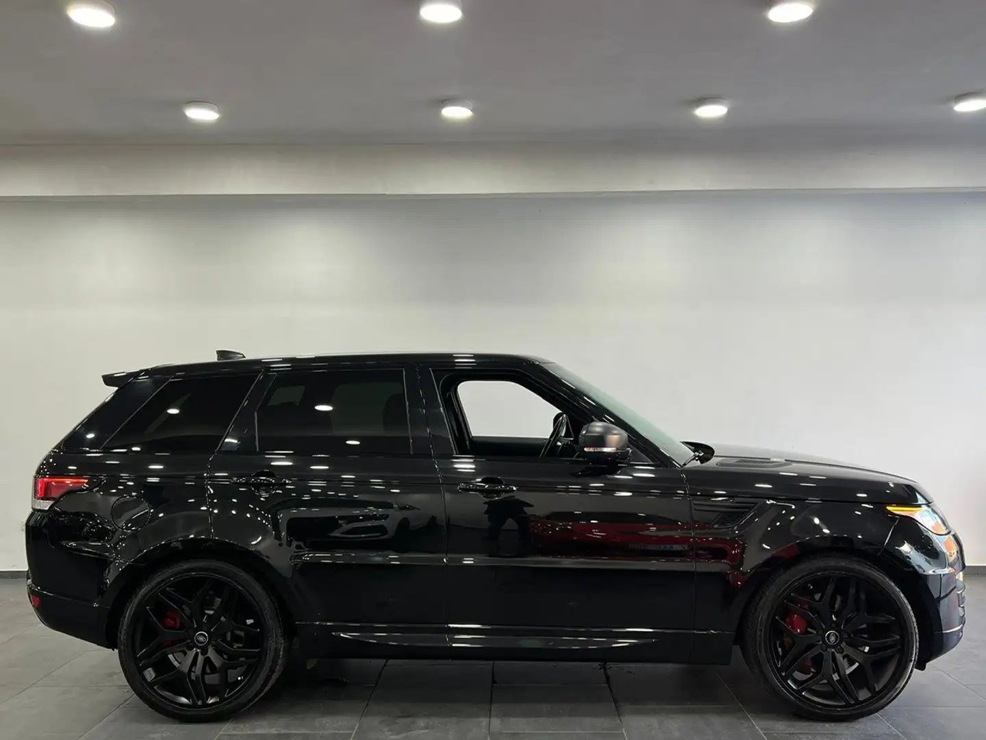 Land Rover Range Rover Sport 5.0i V8 Supercharged 550PS 22" Full Option 03/2017 Nero - 2