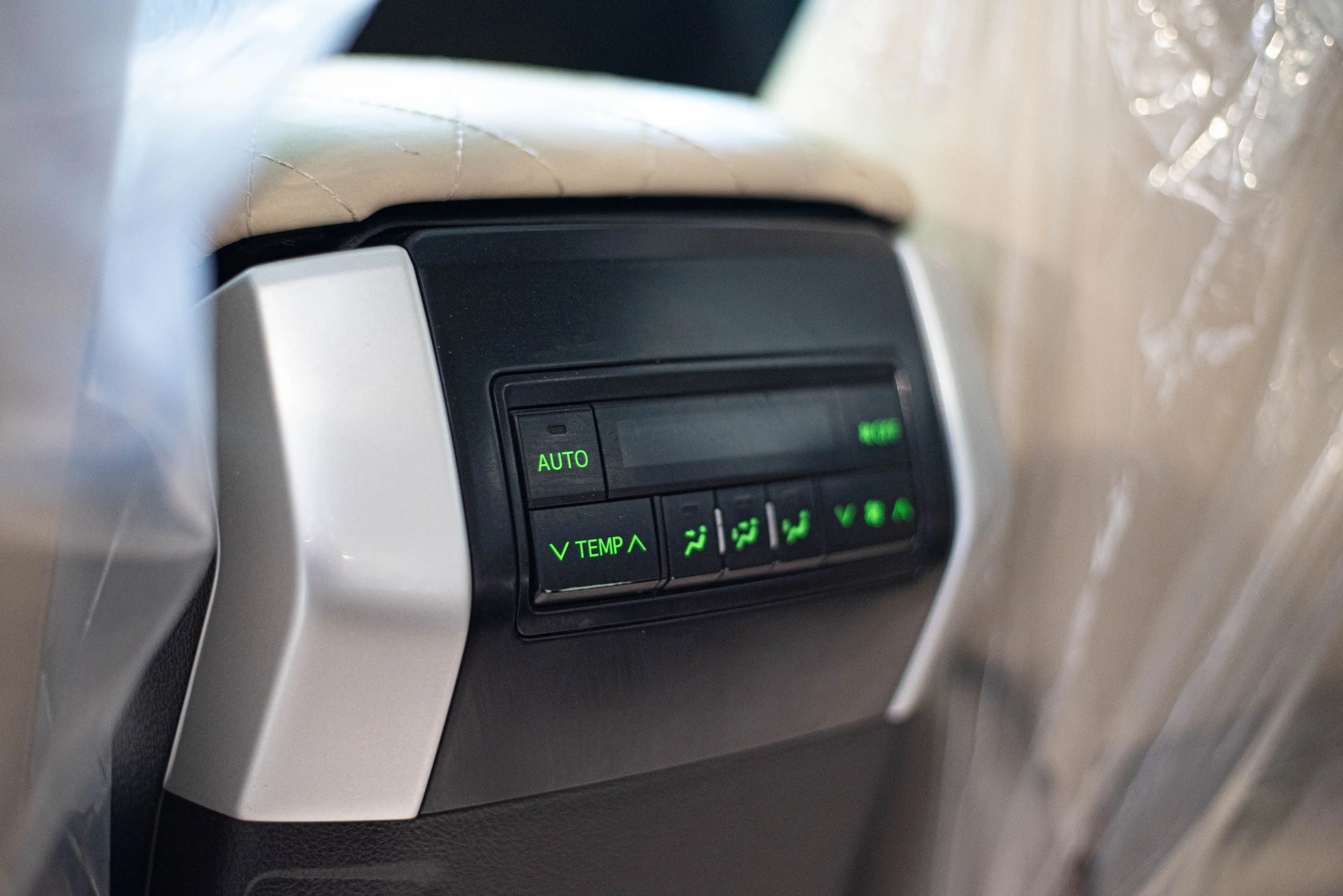 Toyota Land Cruiser Prado TXL V6 4.0L CUIR PREMIUM — photo 12
