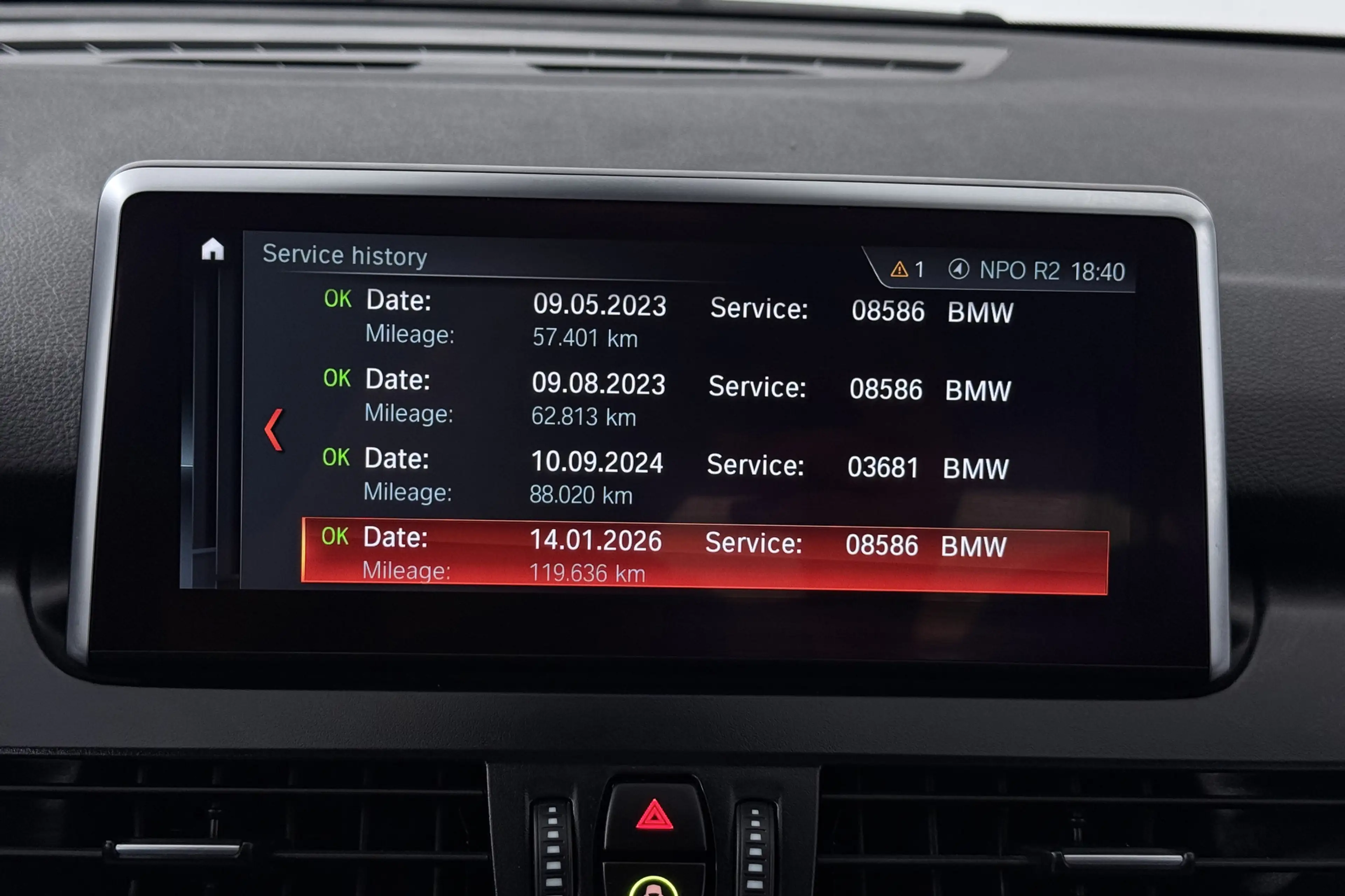 BMW 218 2-serie Active Tourer 218i High Executive Edition — photo 16