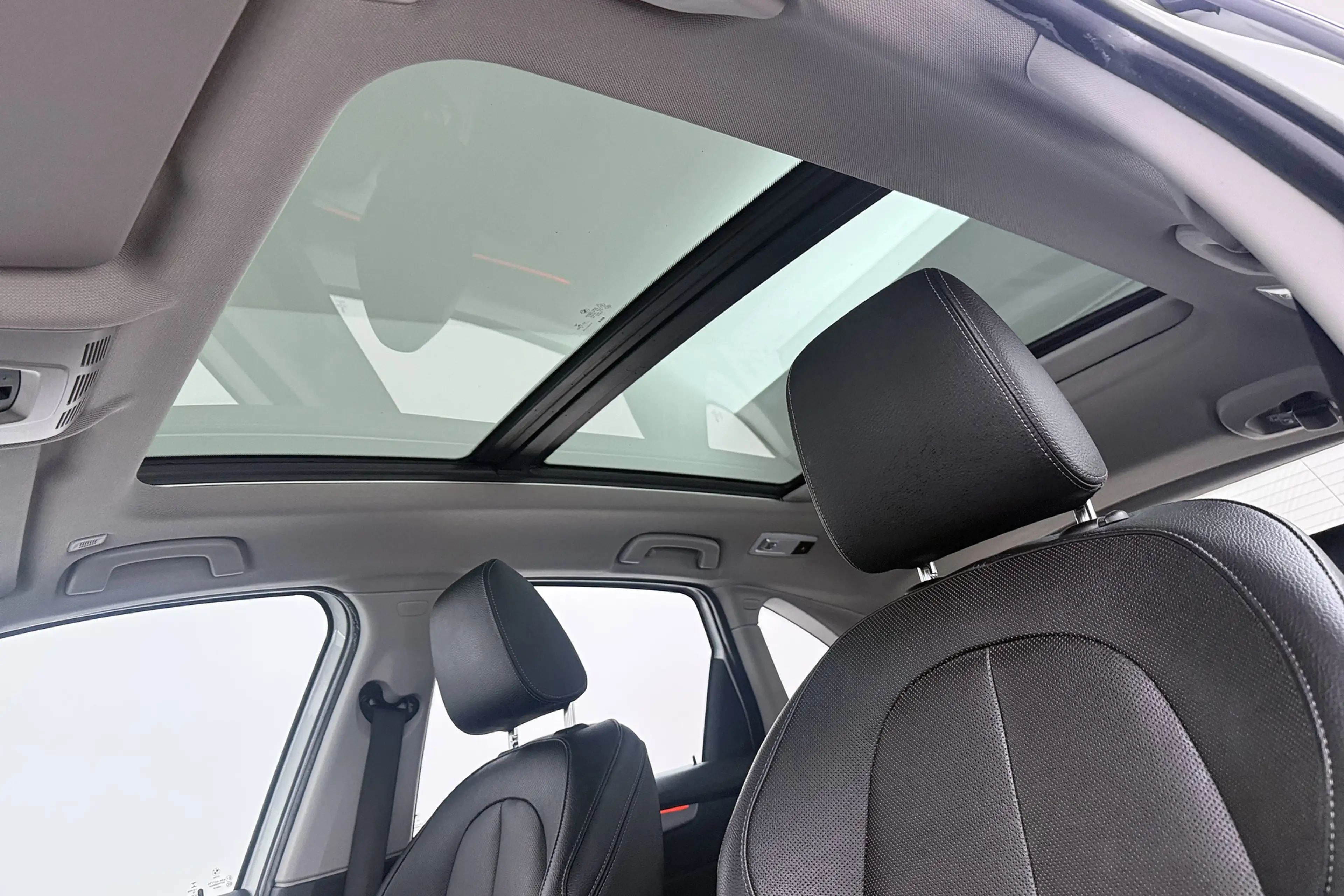 BMW 218 2-serie Active Tourer 218i High Executive Edition — photo 22