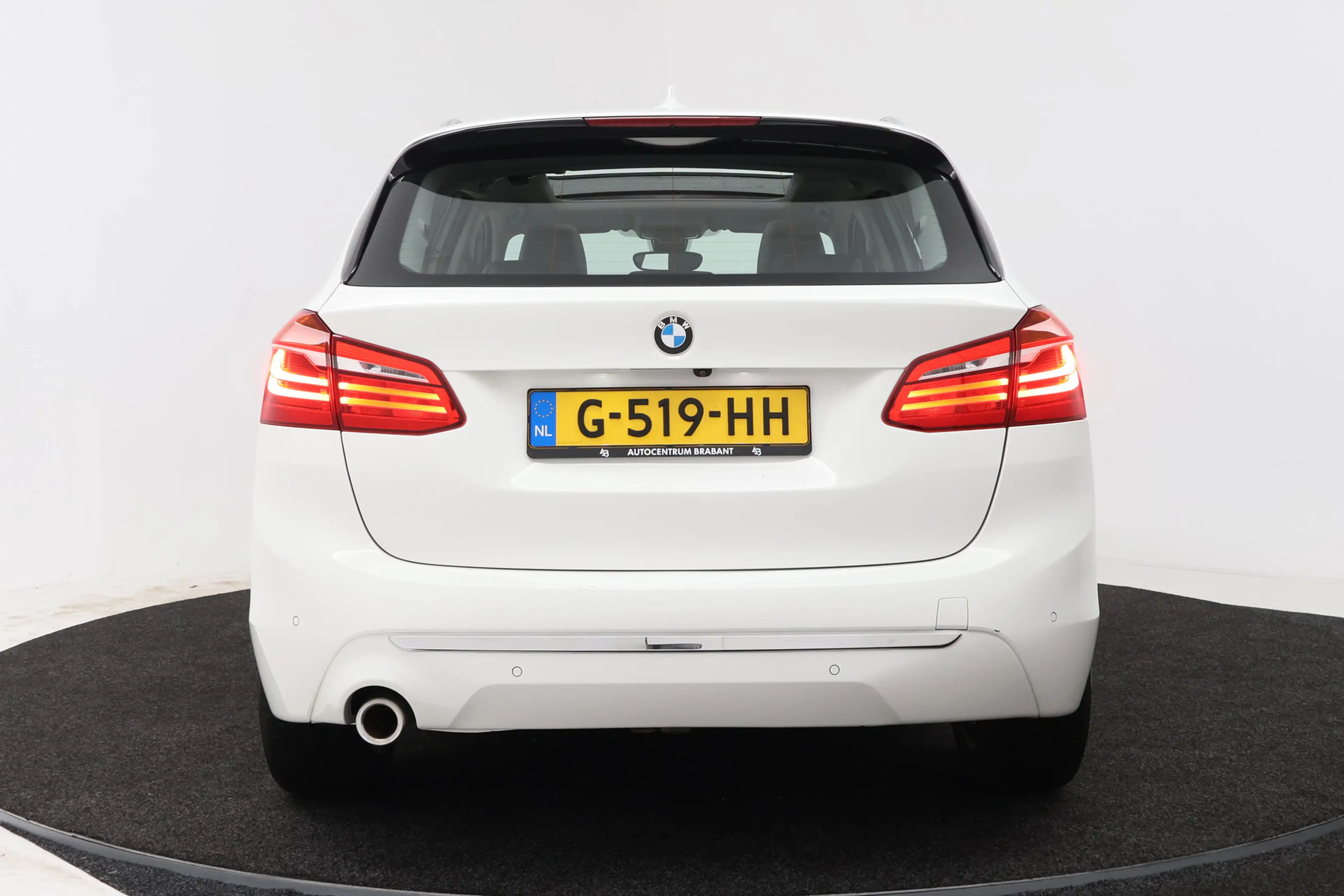 BMW 218 2-serie Active Tourer 218i High Executive Edition — photo 9