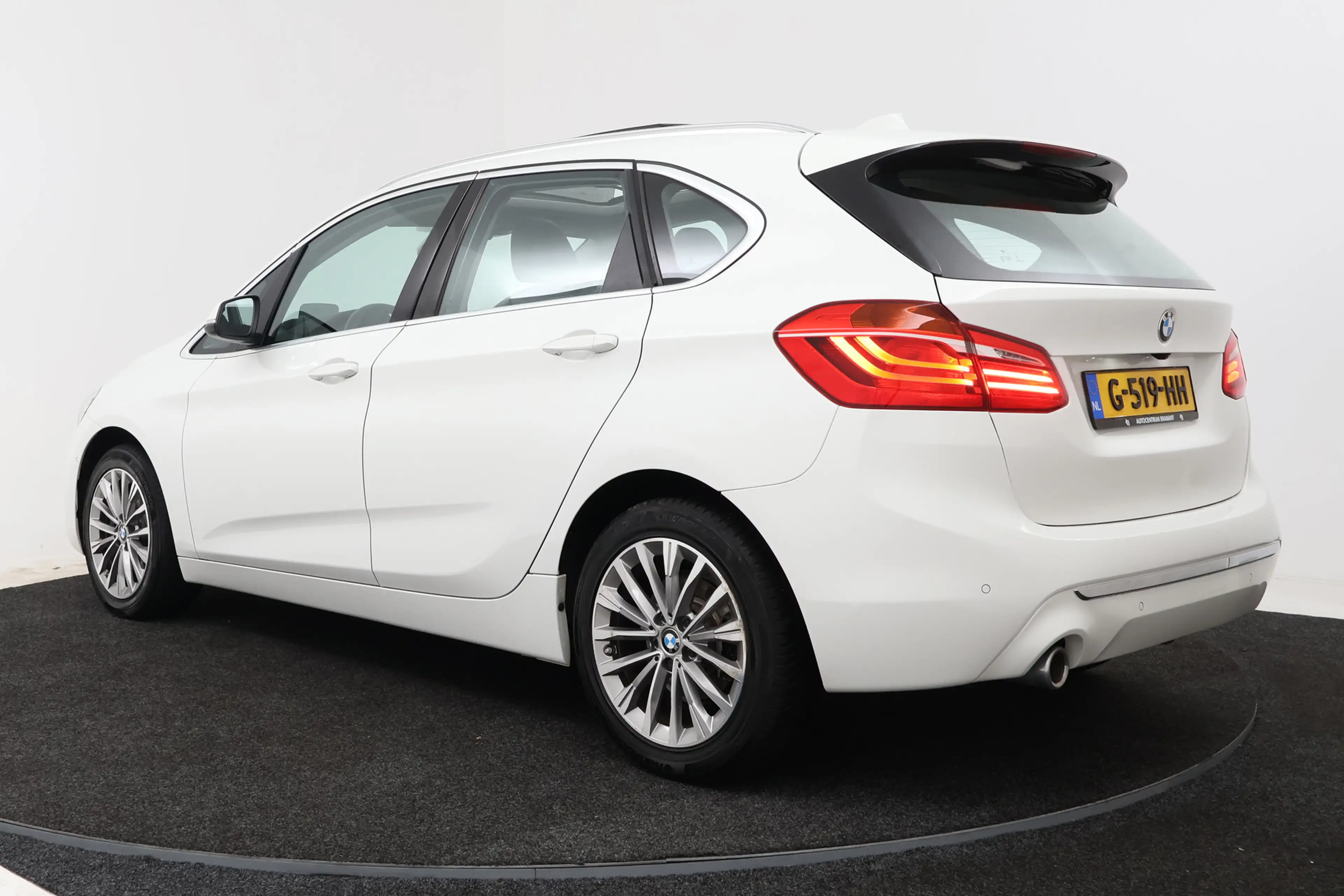 BMW 218 2-serie Active Tourer 218i High Executive Edition — photo 5