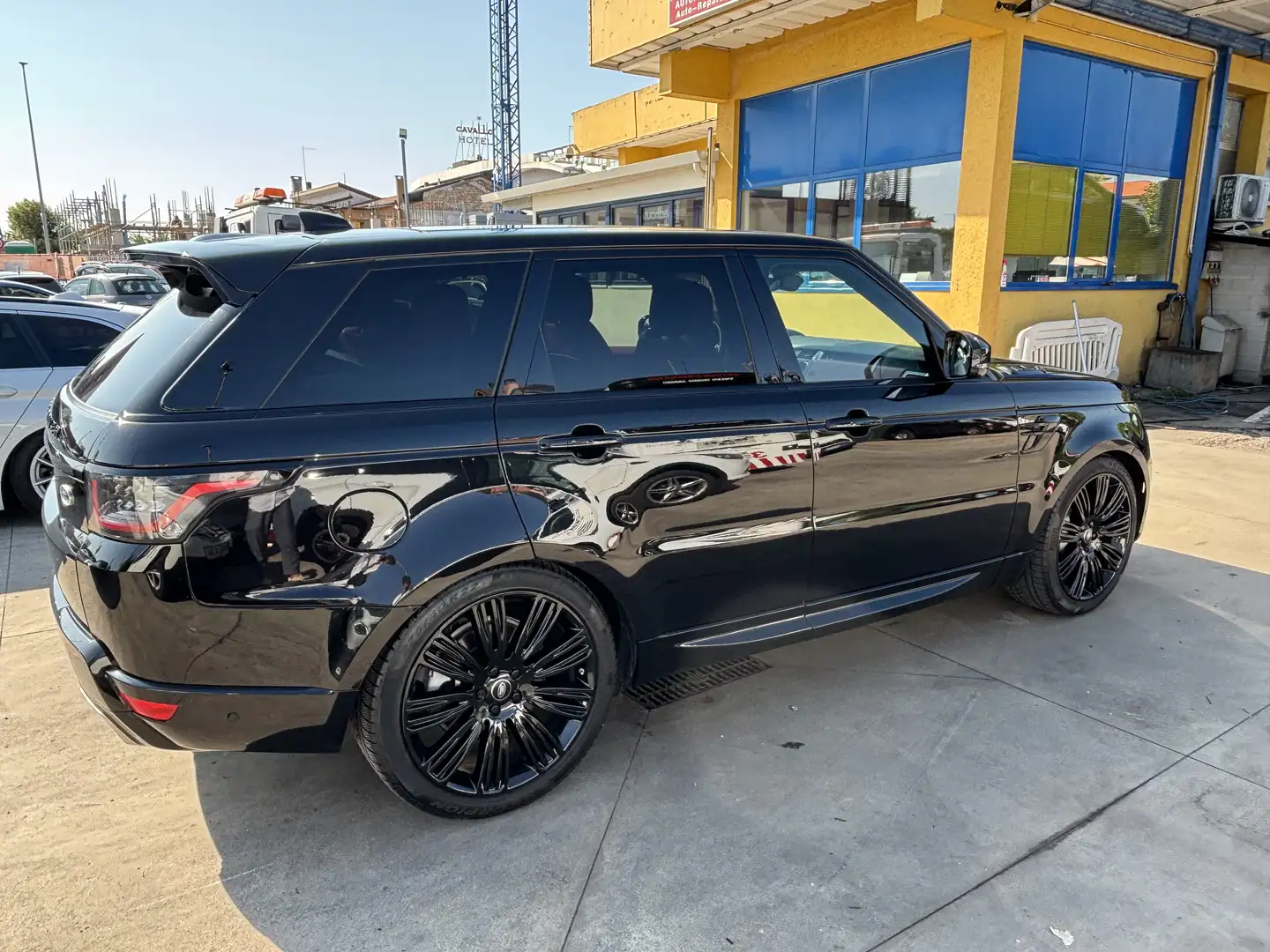 Land Rover Range Rover Sport Range Rover Sport BLACK EDITION  HSE Dynamic Schwarz - 2
