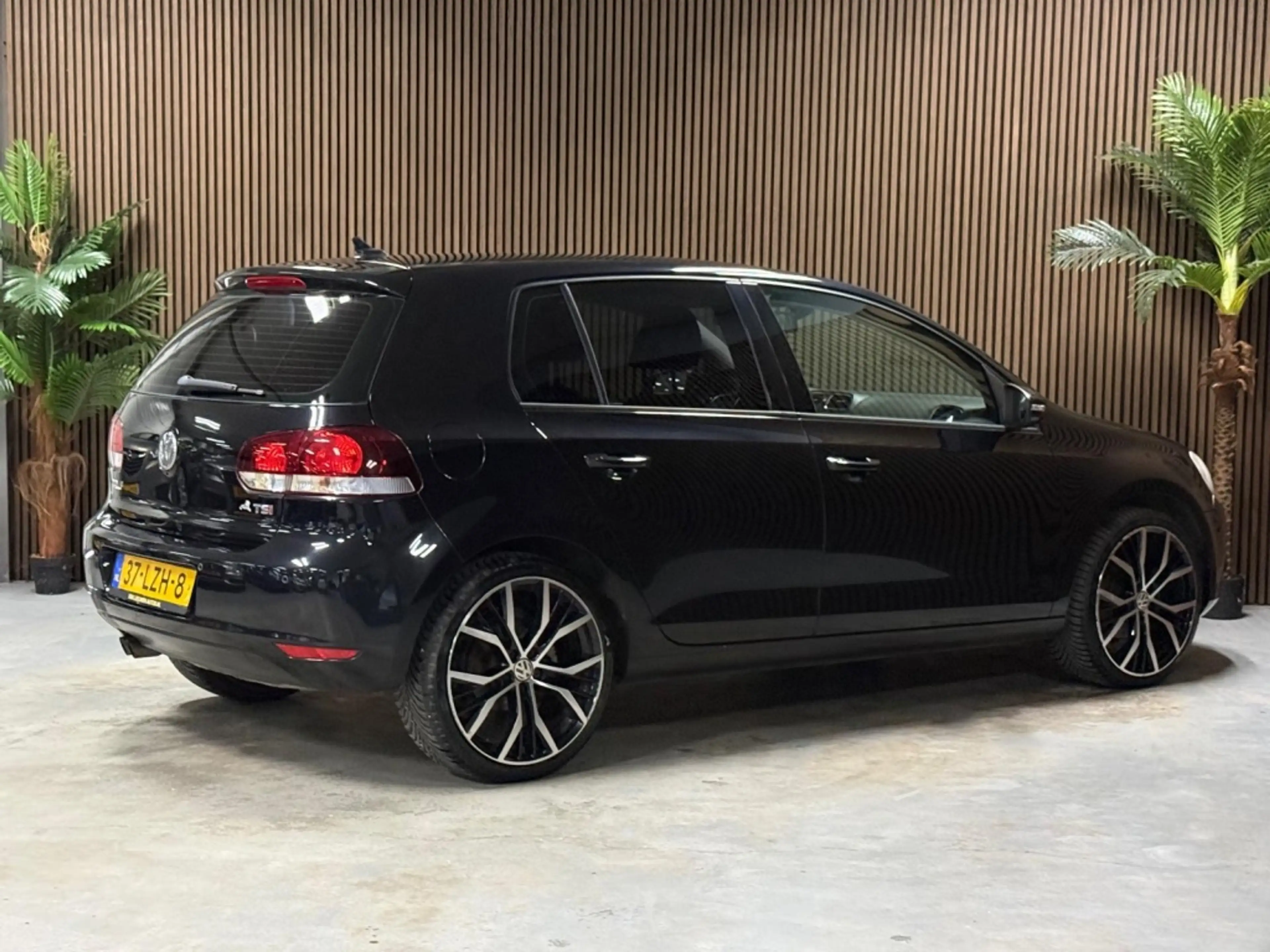 Volkswagen Golf 1.4 TSI Highline — photo 5