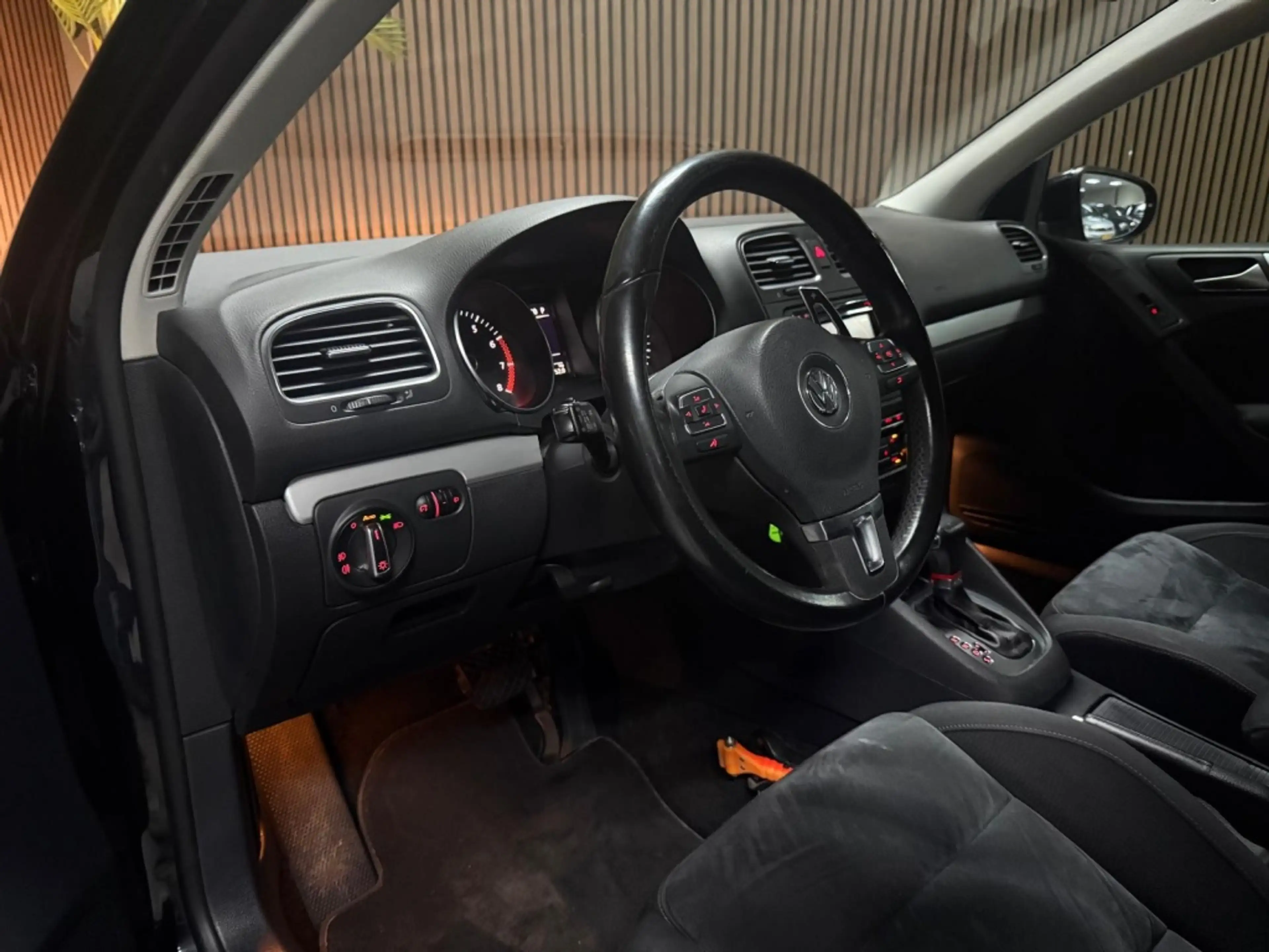 Volkswagen Golf 1.4 TSI Highline — photo 12
