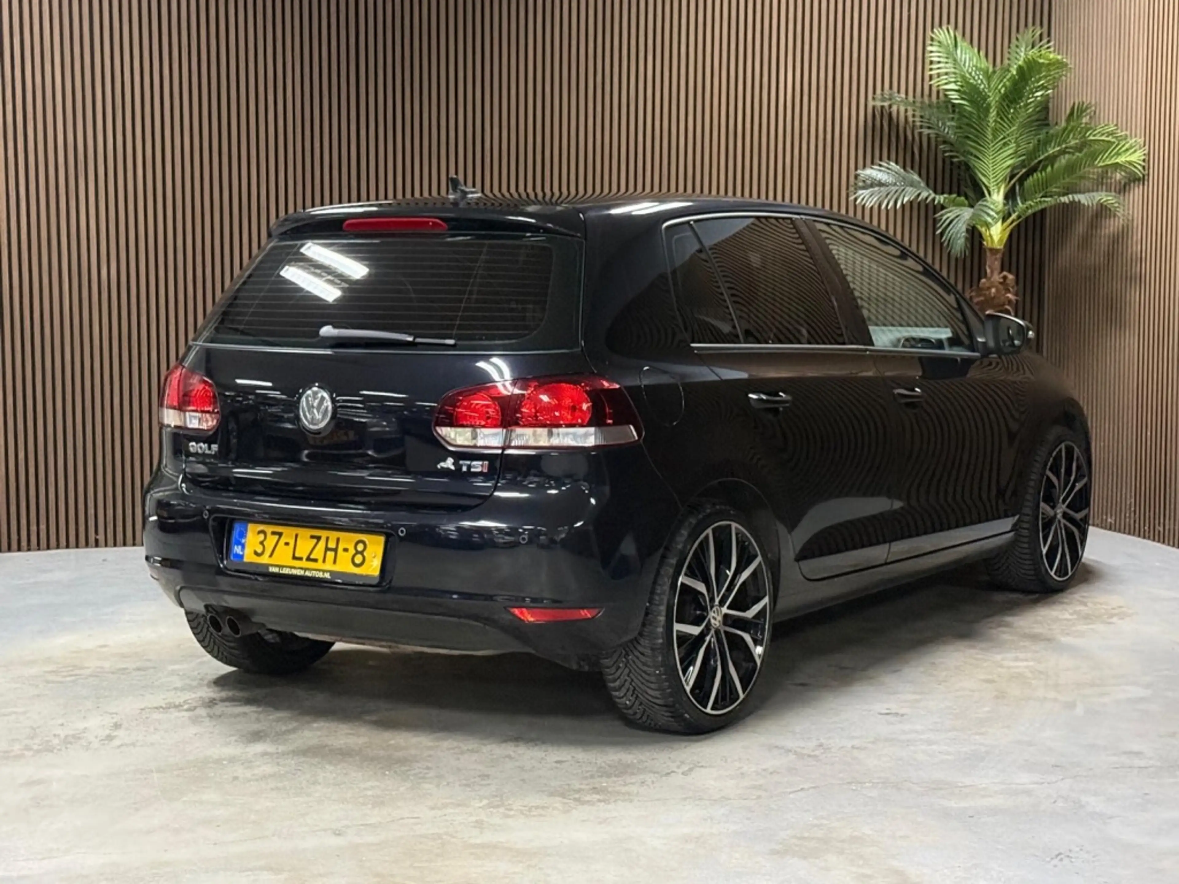 Volkswagen Golf 1.4 TSI Highline — photo 8