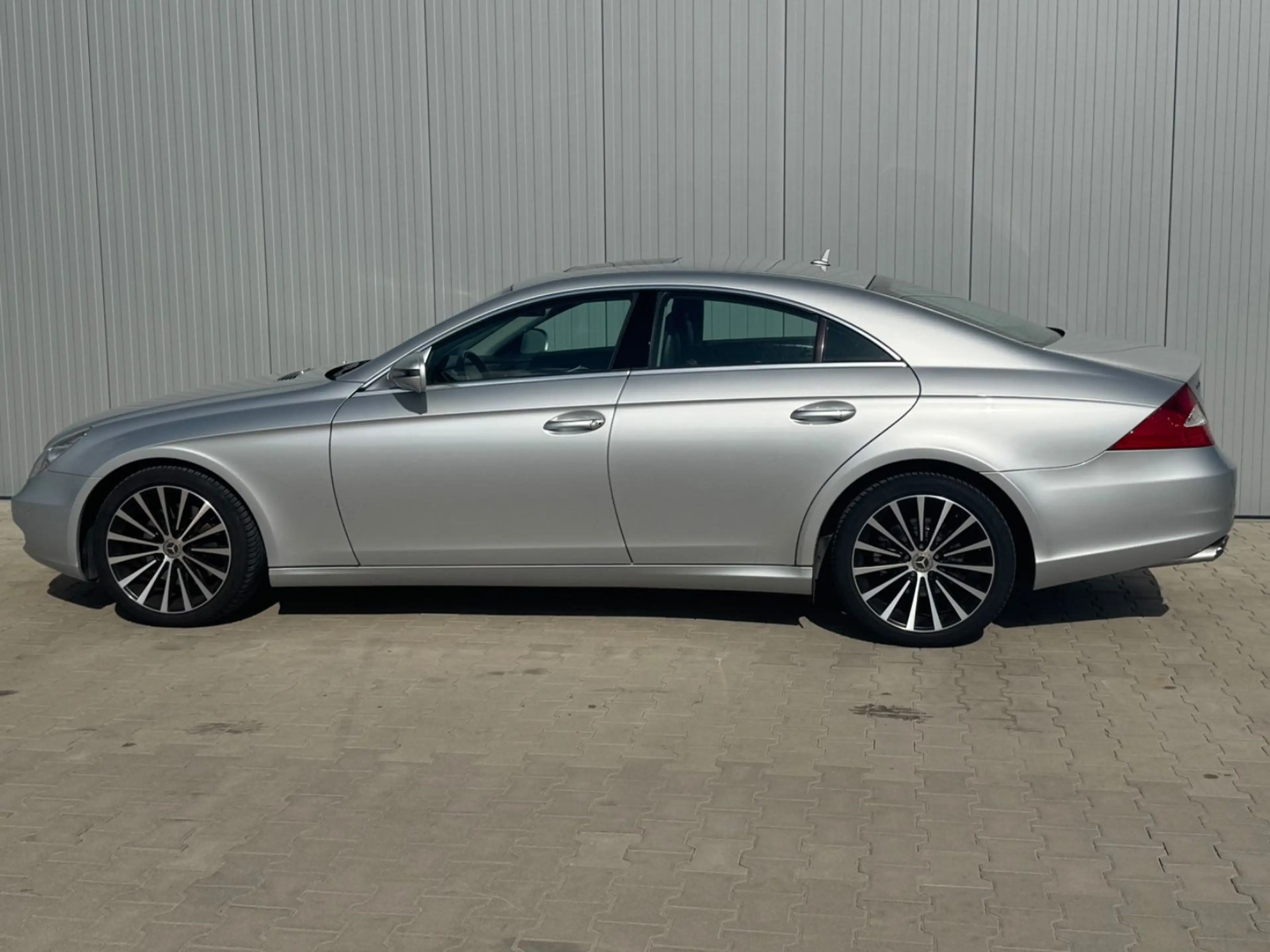 Mercedes-Benz CLS 300