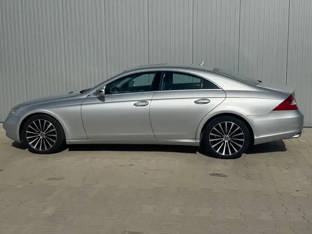 Mercedes-Benz CLS 300
