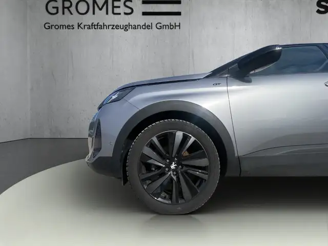 Peugeot 3008 view 11