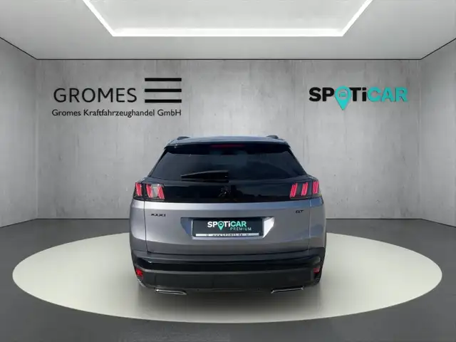Peugeot 3008 view 4