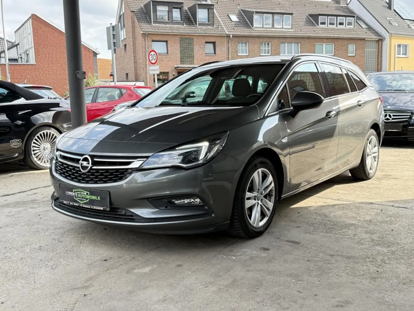 Opel Astra K SportsTourer Dynamic*Voll-Ass*Navi*Pdc* Grau - 1