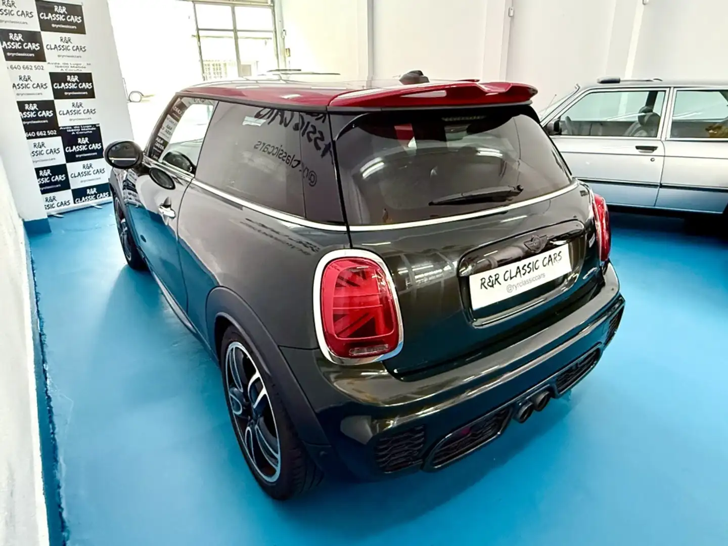 MINI John Cooper Works Cabrio Aut. Zwart - 2