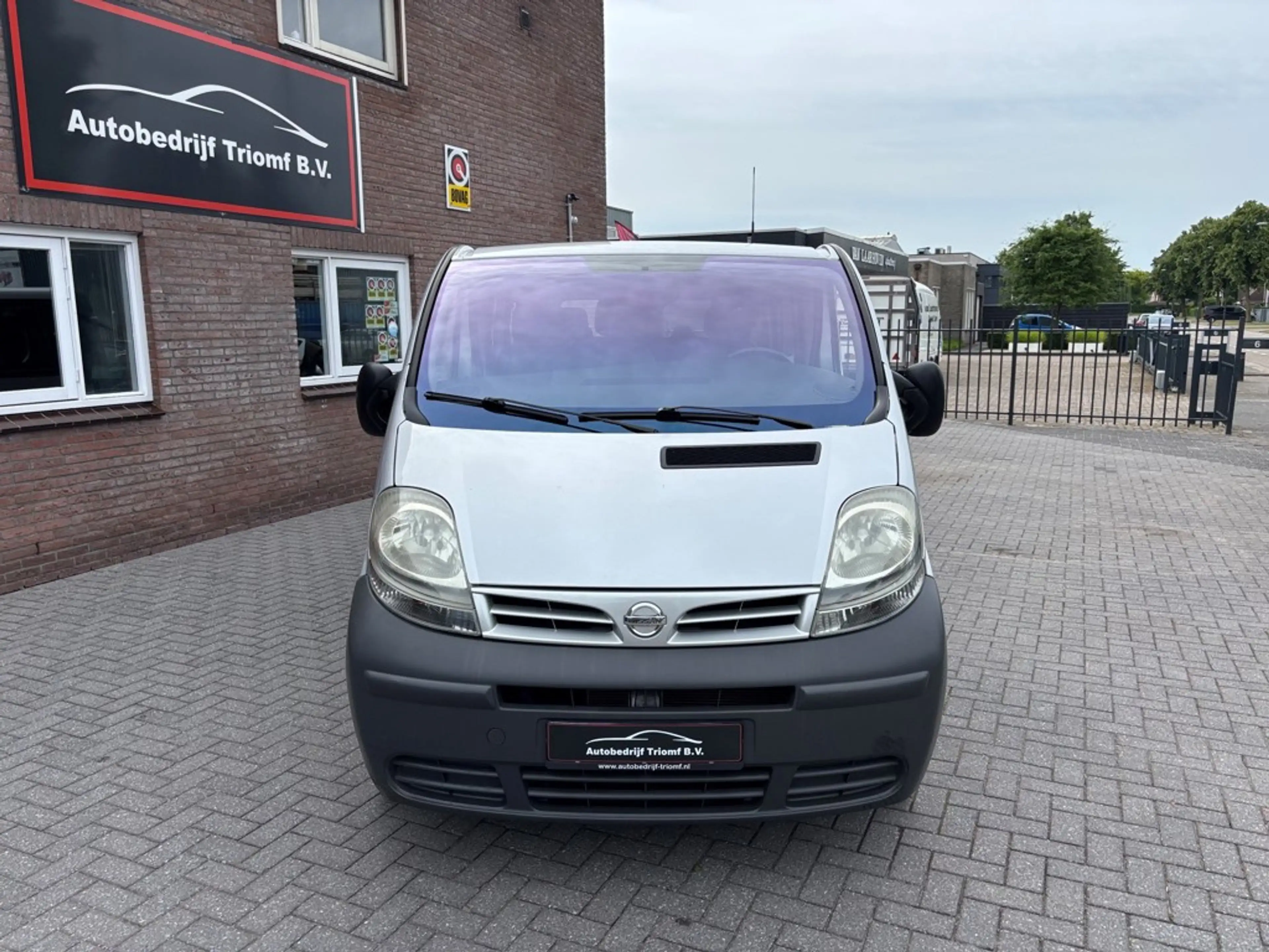 Nissan Primastar Minibus 9 PERSOONS — photo 3