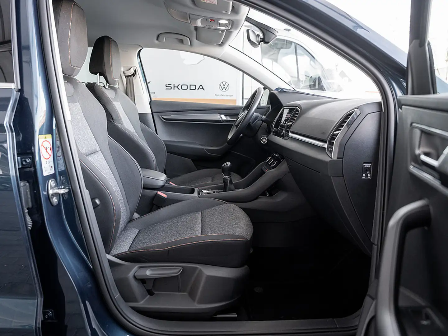 Skoda Karoq 1.0 TSI Clever AHK LED KESSY SHZ SMART- Blau - 2