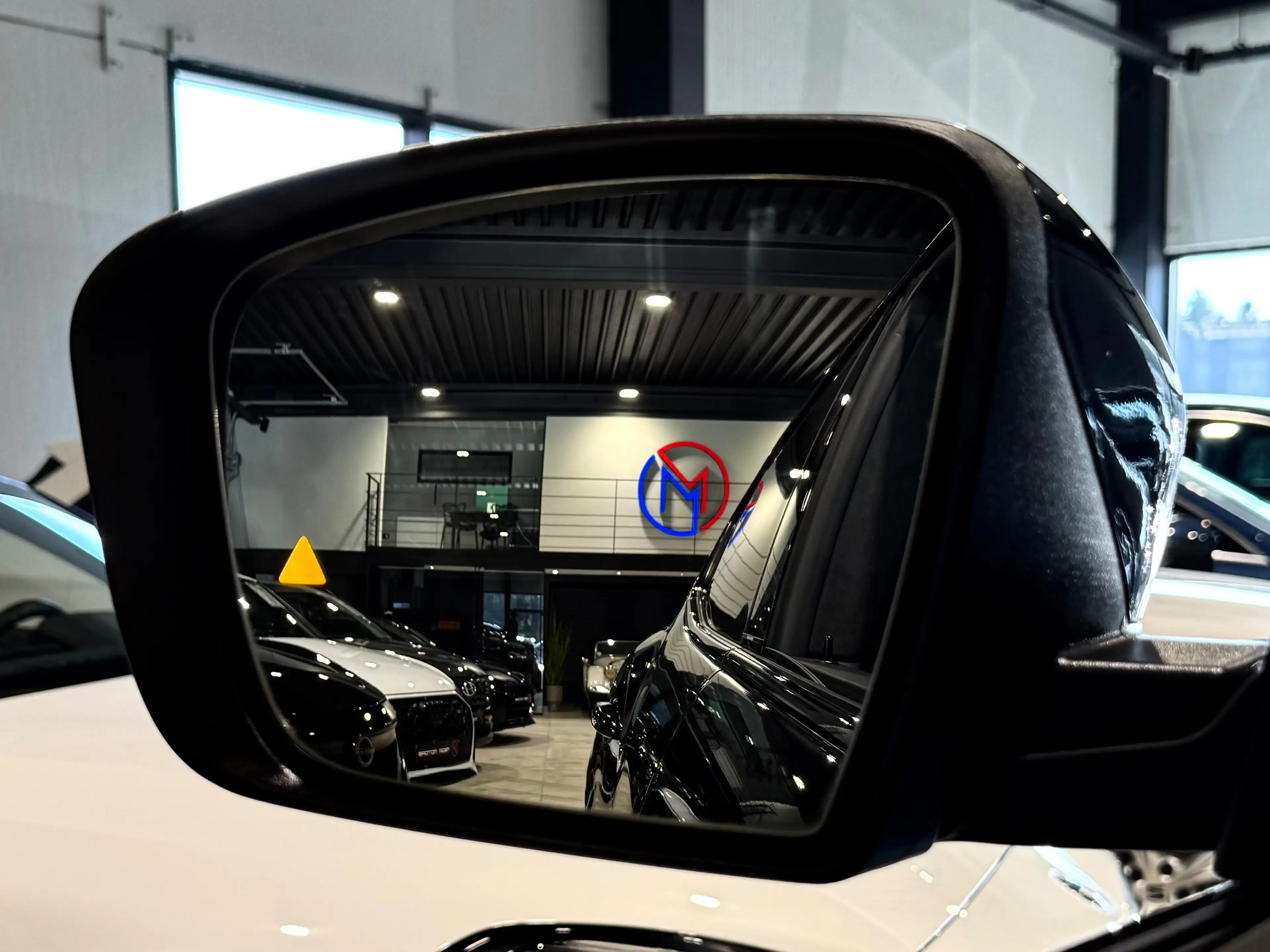 Maserati Levante 3.8 V8 BiTurbo 581CV TROFEO BAUTO PANO CARPLAY SPORT SOUND + — photo 11