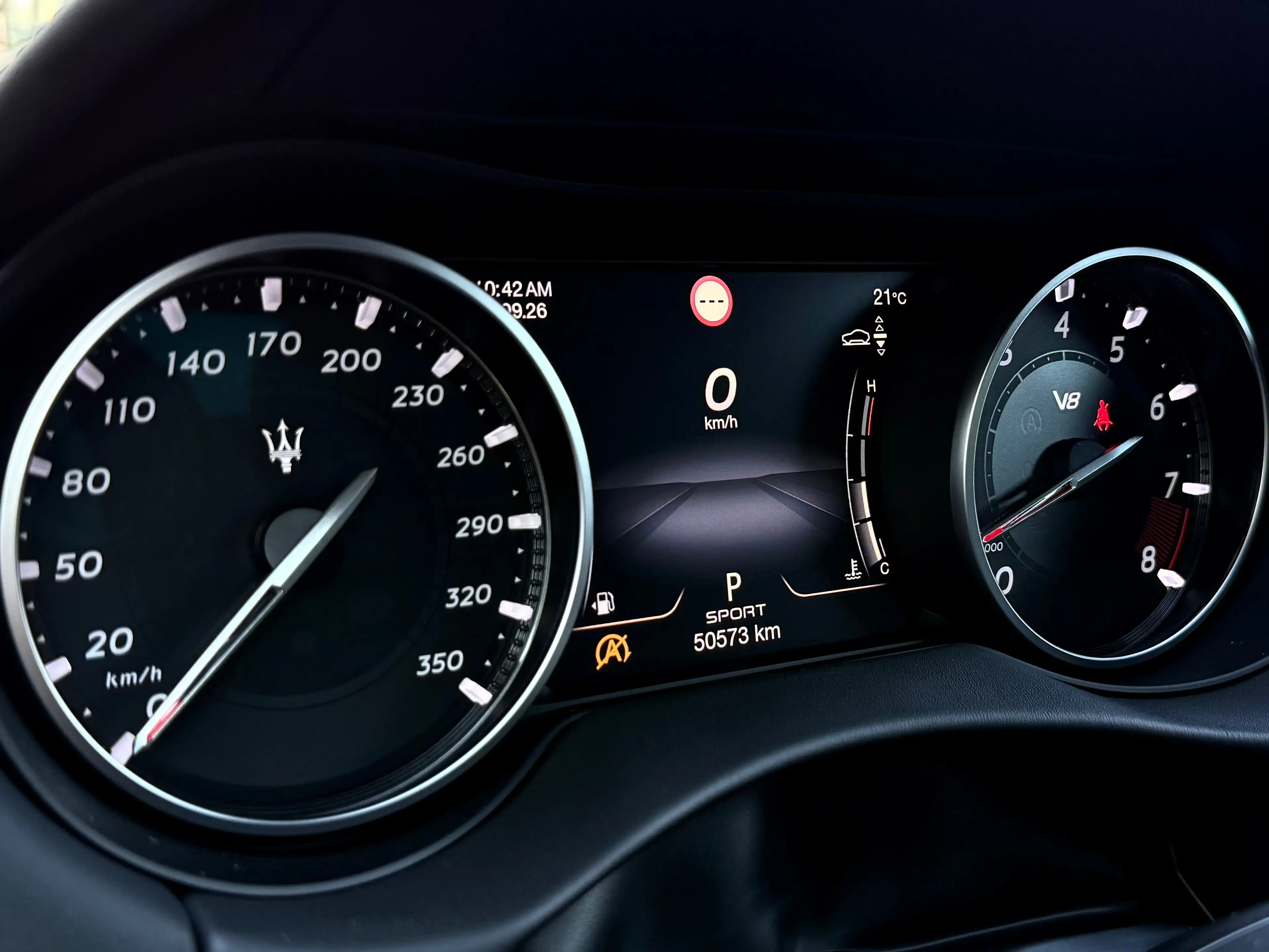 Maserati Levante 3.8 V8 BiTurbo 581CV TROFEO BAUTO PANO CARPLAY SPORT SOUND + — photo 13