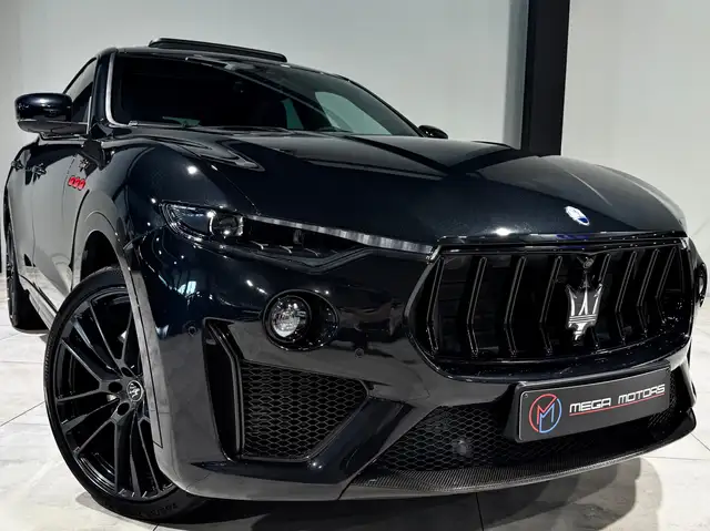 Maserati Levante 3.8 V8 BiTurbo 581CV TROFEO BAUTO PANO CARPLAY SPORT SOUND +