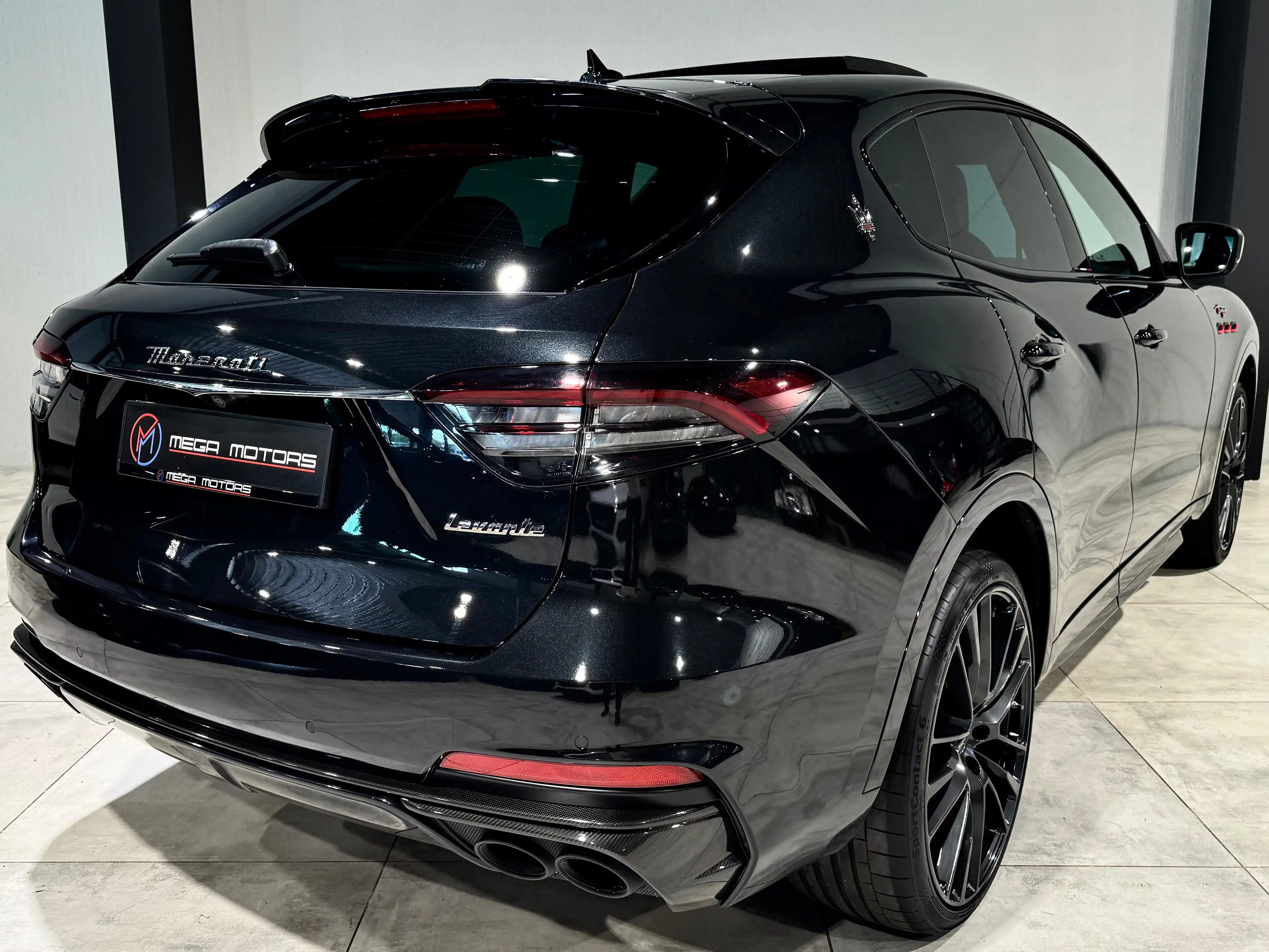 Maserati Levante 3.8 V8 BiTurbo 581CV TROFEO BAUTO PANO CARPLAY SPORT SOUND + — photo 4