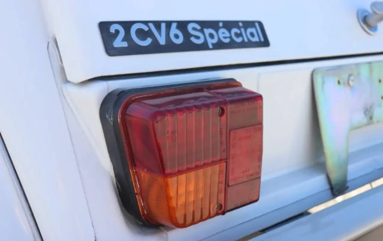 Citroen 2CV 6, foto 2