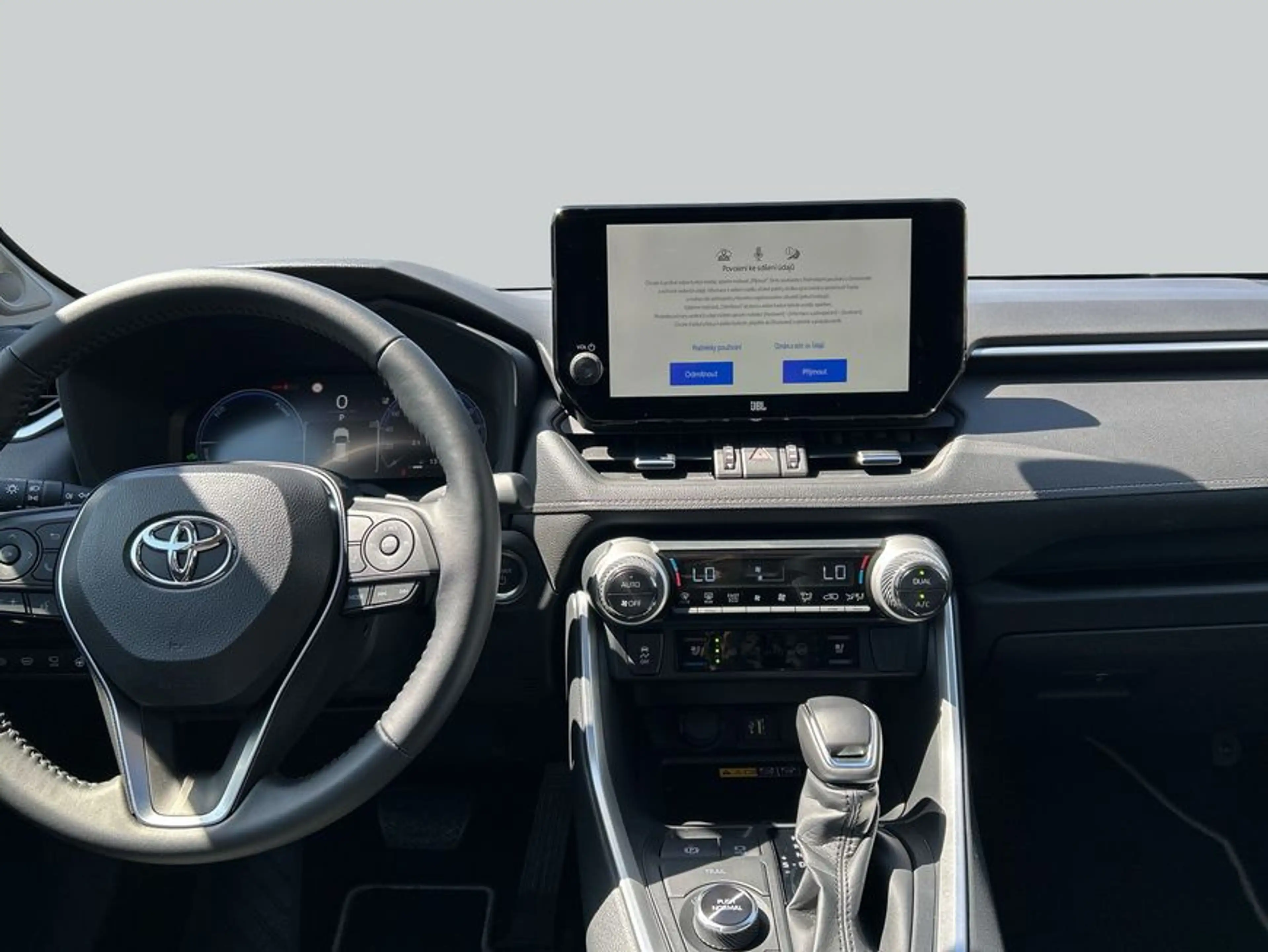 Toyota RAV 4 2.5 4x4 Hybrid — photo 14