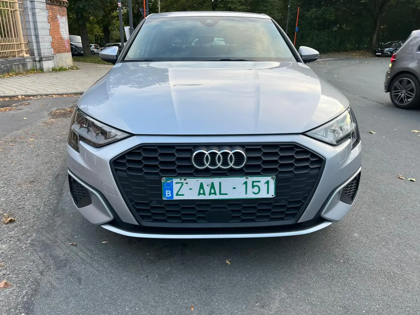 Audi A3 A3 Sportback 30 TDi Business Edition Attraction S Zilver - 2