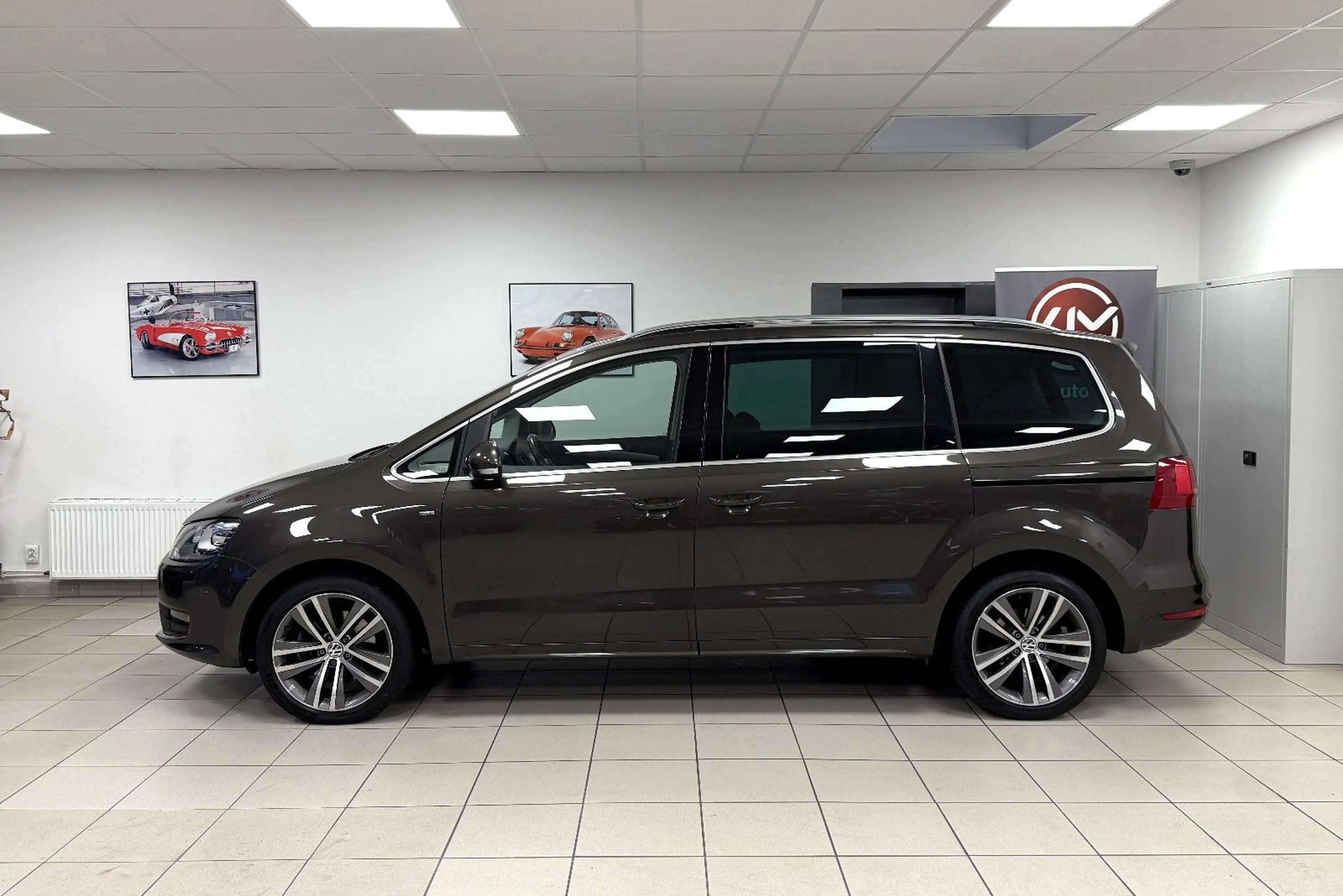 Volkswagen Sharan Cup BMT *7Sitzer*PanoramaSD*AHK*Kamera — photo 4
