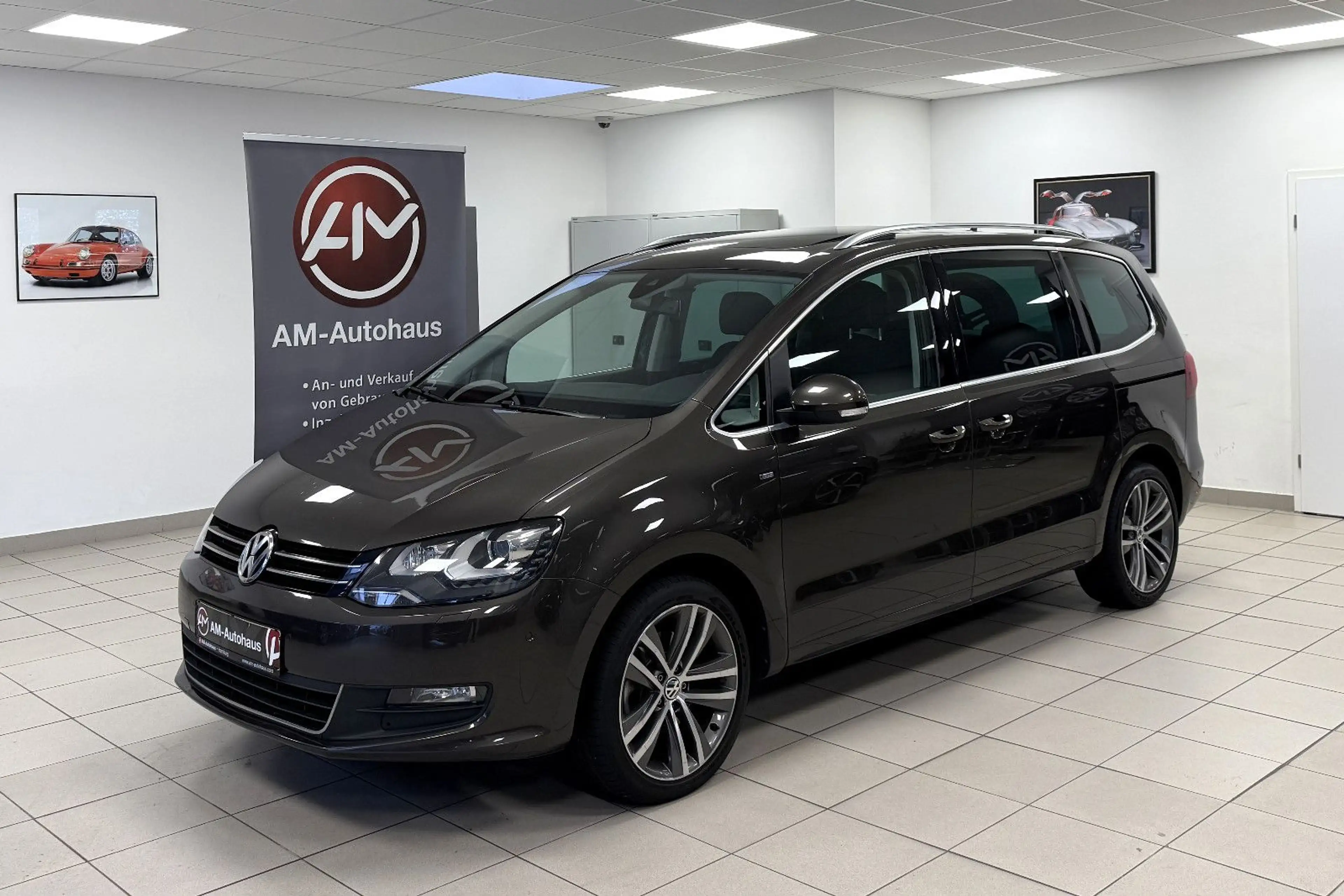 Volkswagen Sharan Cup BMT *7Sitzer*PanoramaSD*AHK*Kamera