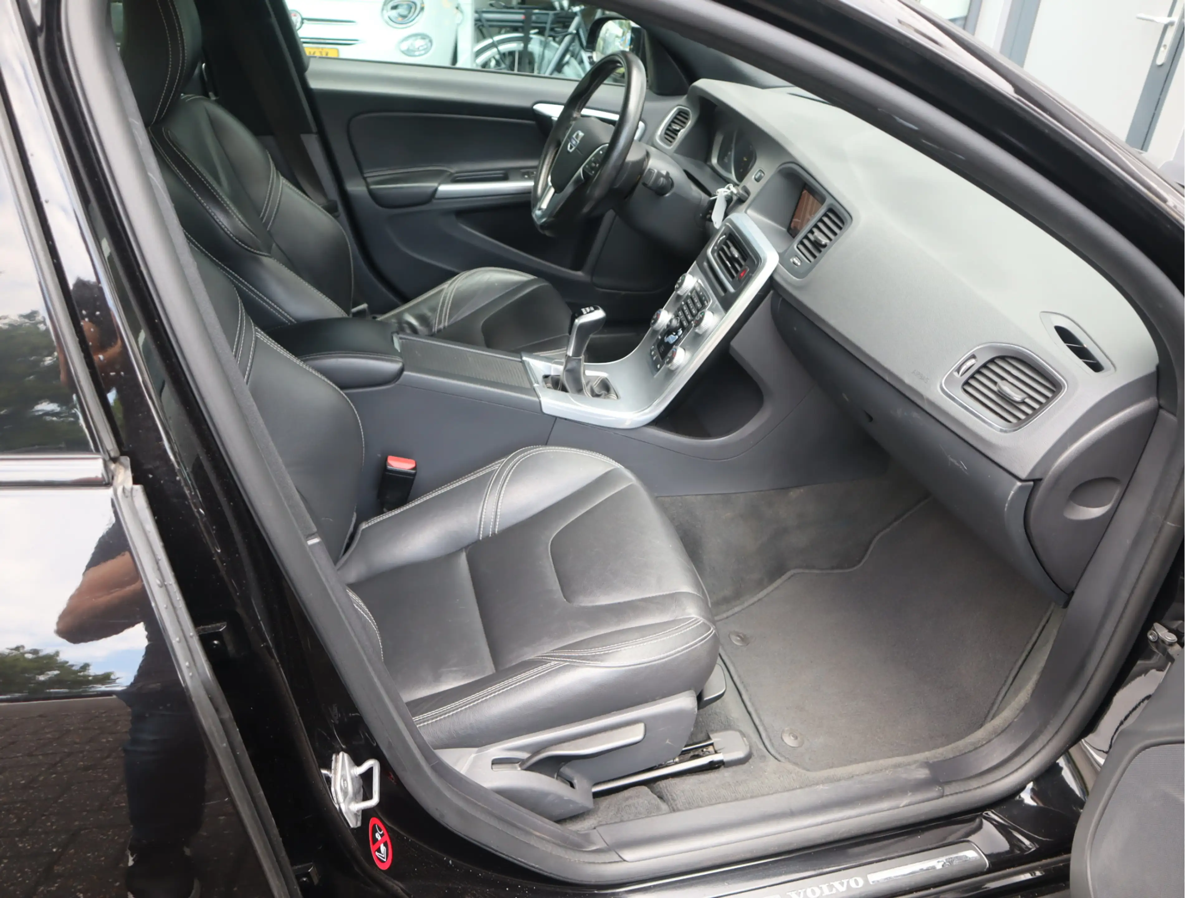Volvo S60 2.0 T3 Nordic+ Navi / Afn Trekh / Elekramen / Crui — photo 24